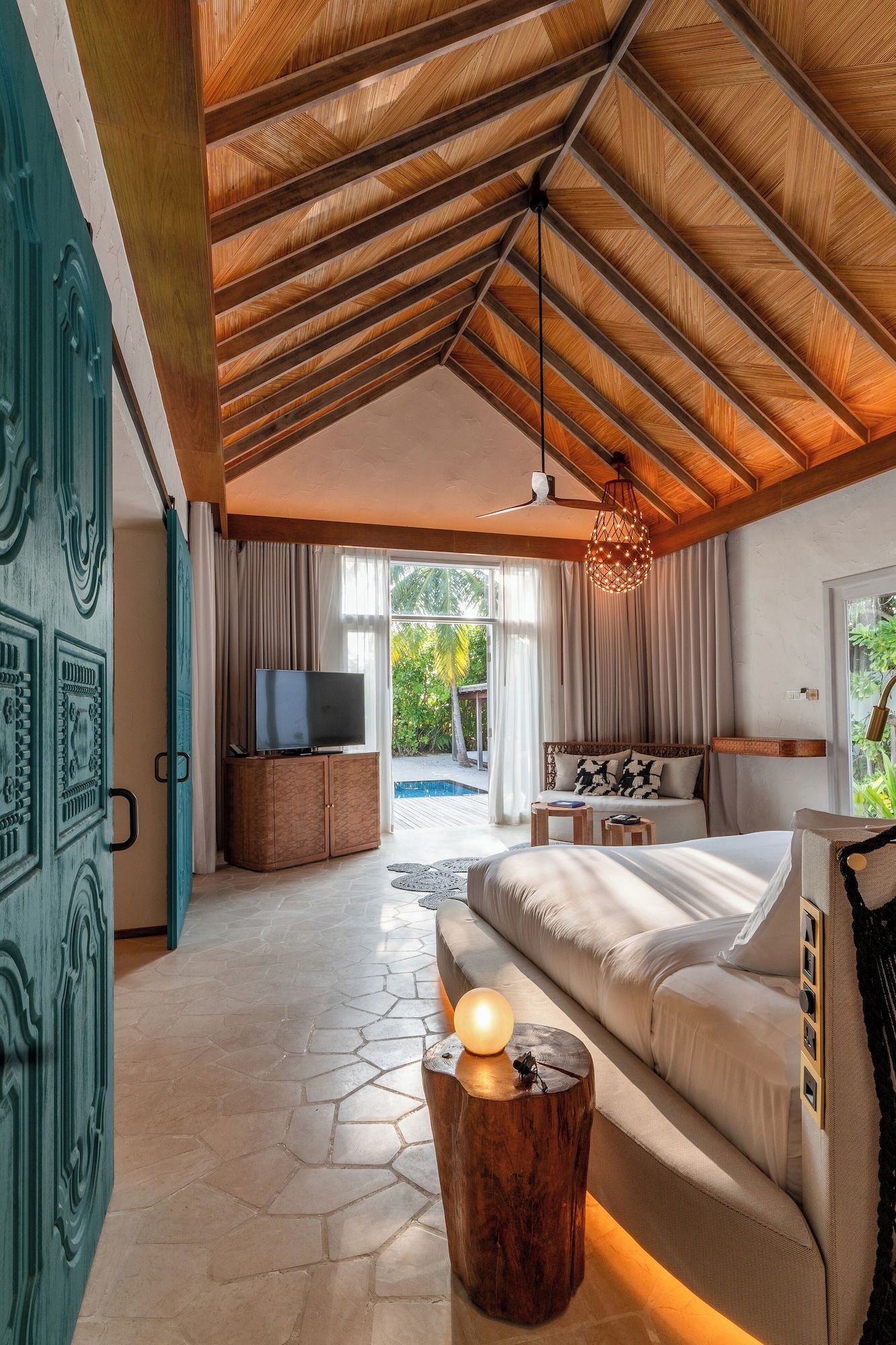 海滩日落别墅 - 带泳池