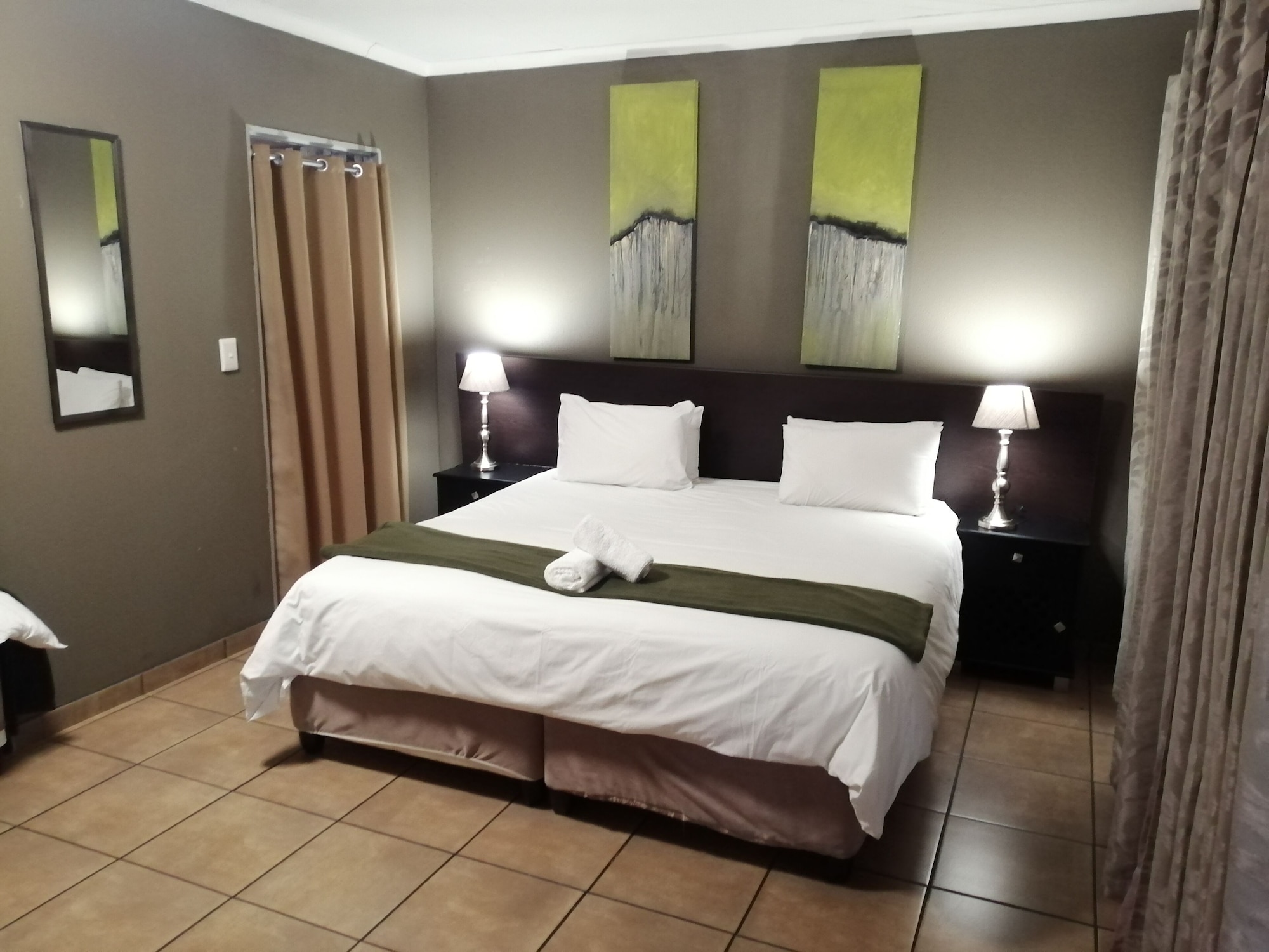 家庭间 - 位于底楼