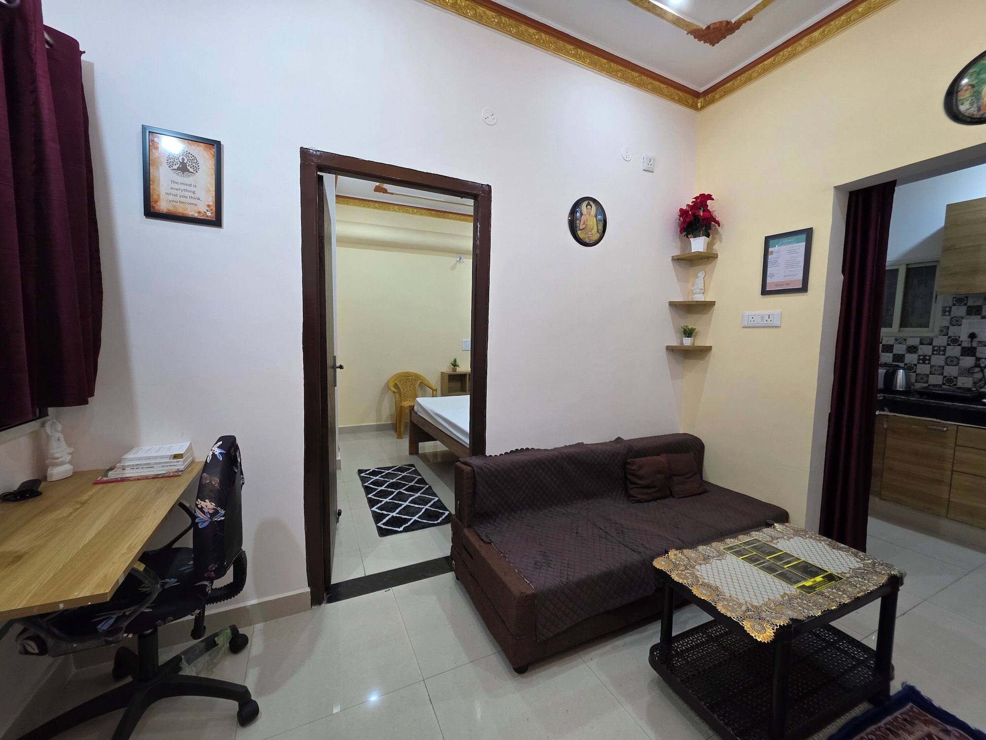 奢华公寓， 多张床， 阳台， 城市景观