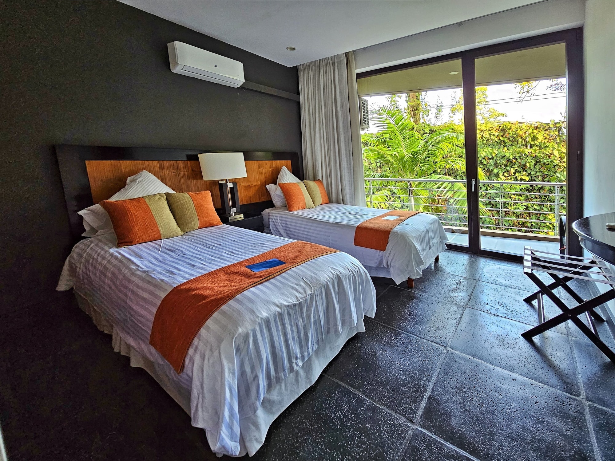 花园套房（可用卧室数量取决于预订的客人数）