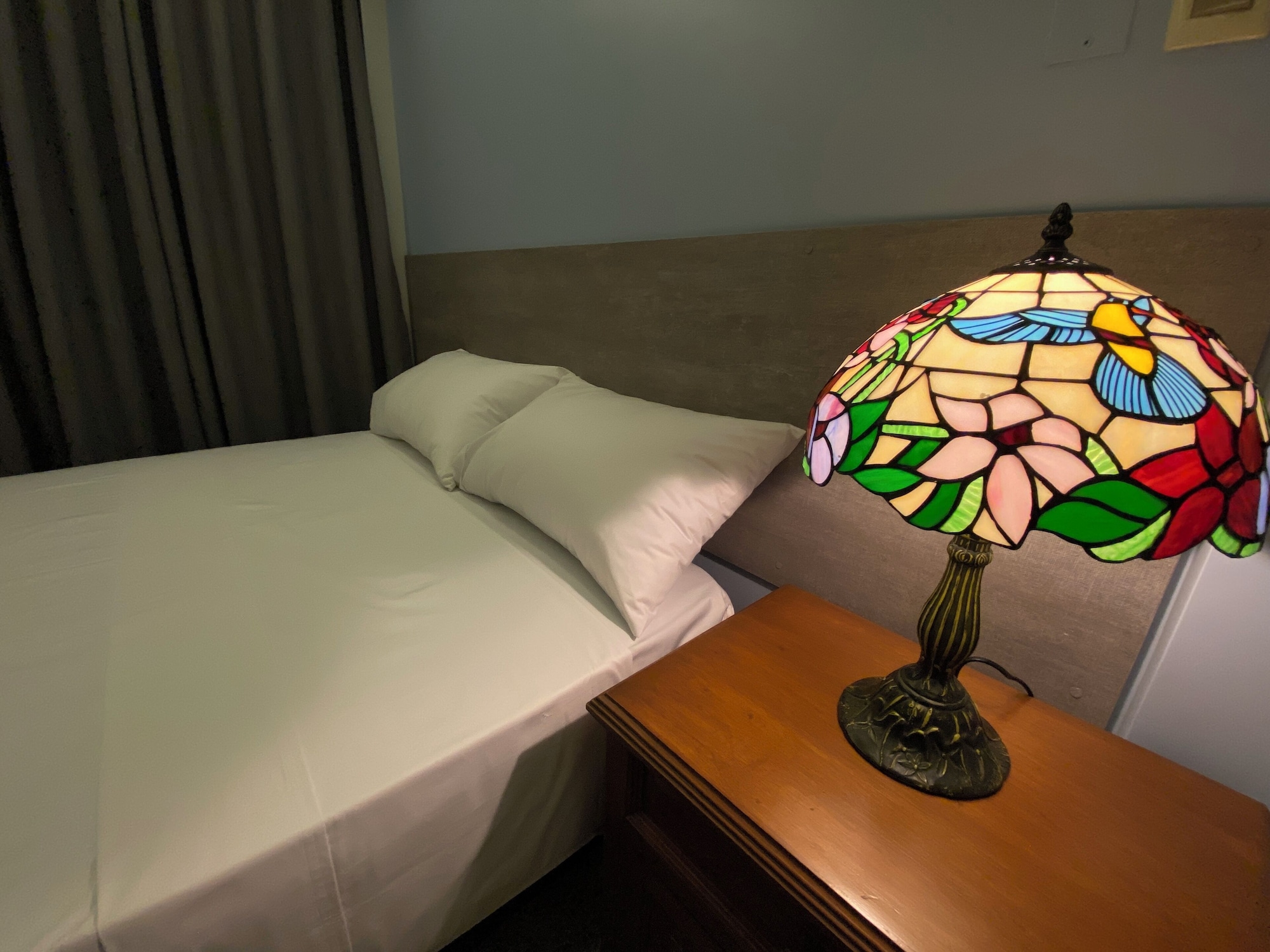 经济间带双人床