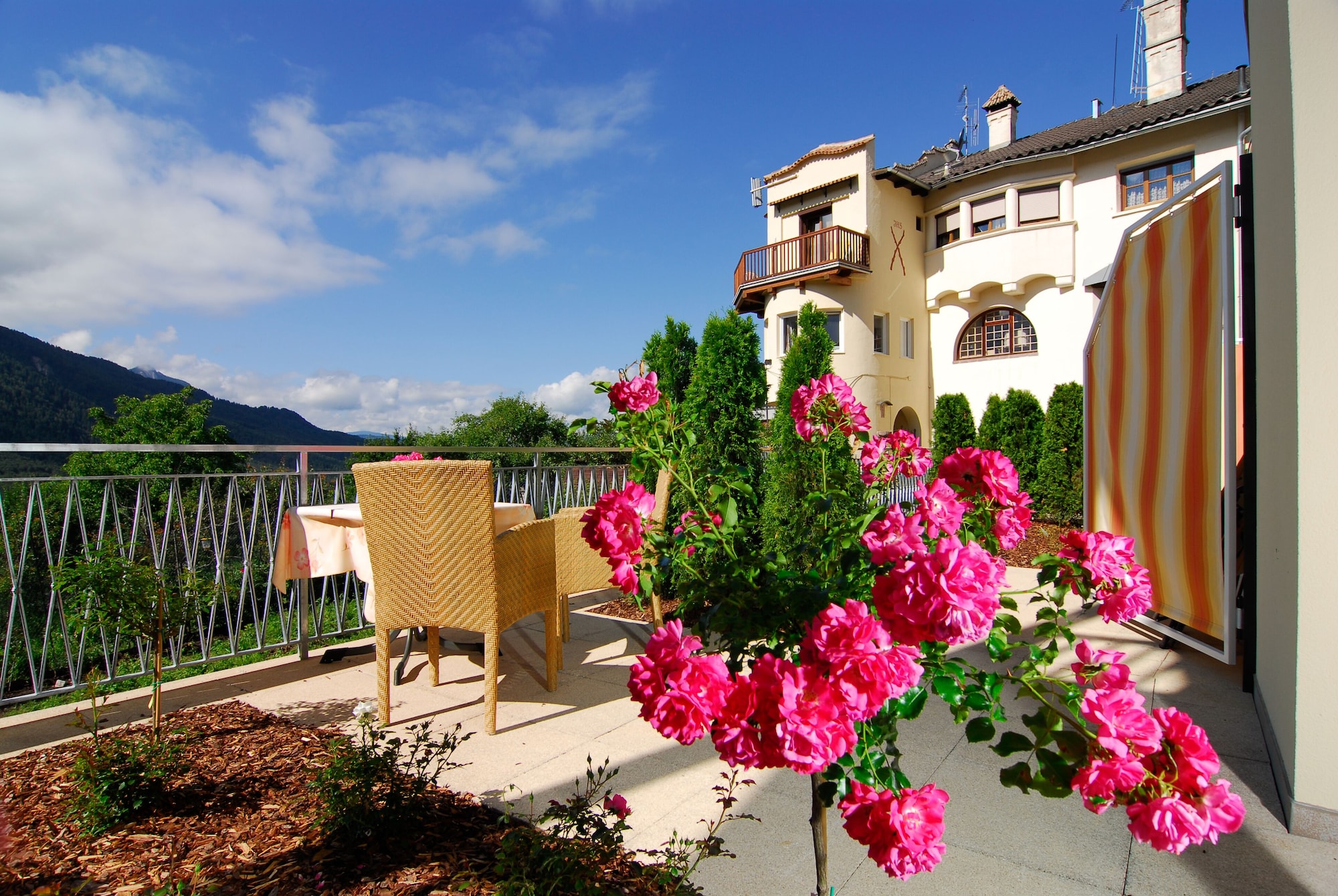 Suite Deluxe, Non Fumatori, Vista Montagna Con Letto Matrimoniale O 2 Letti Singoli (2 Pax)