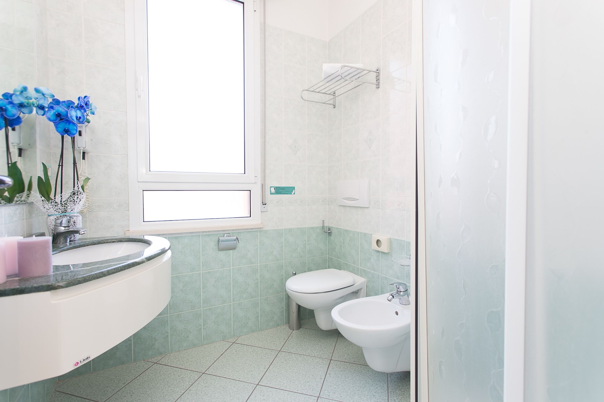 带阳台的舒适三人间