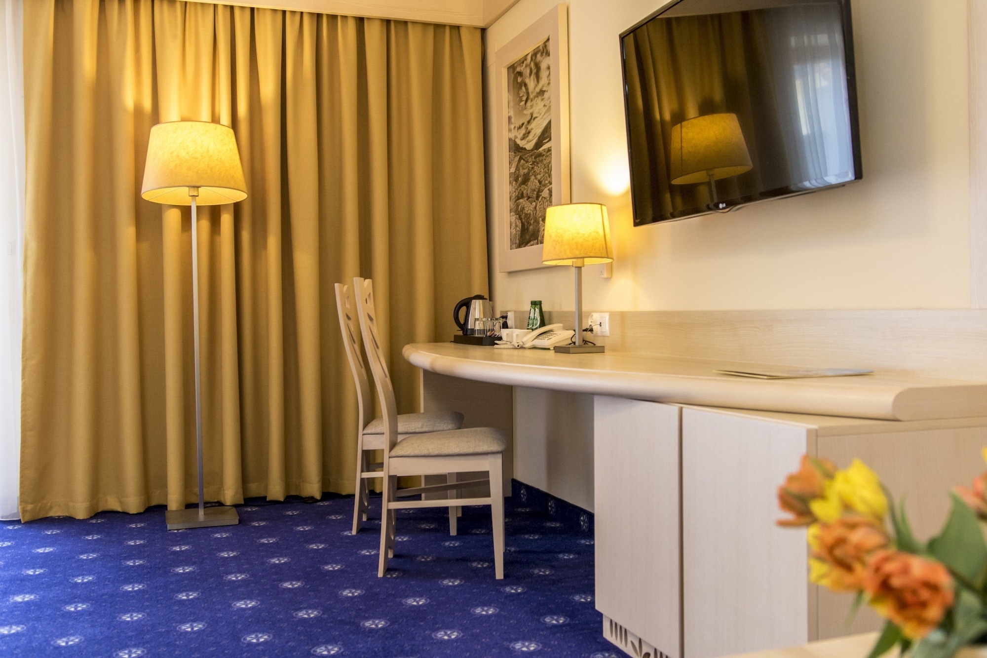 甄选双人或双床房