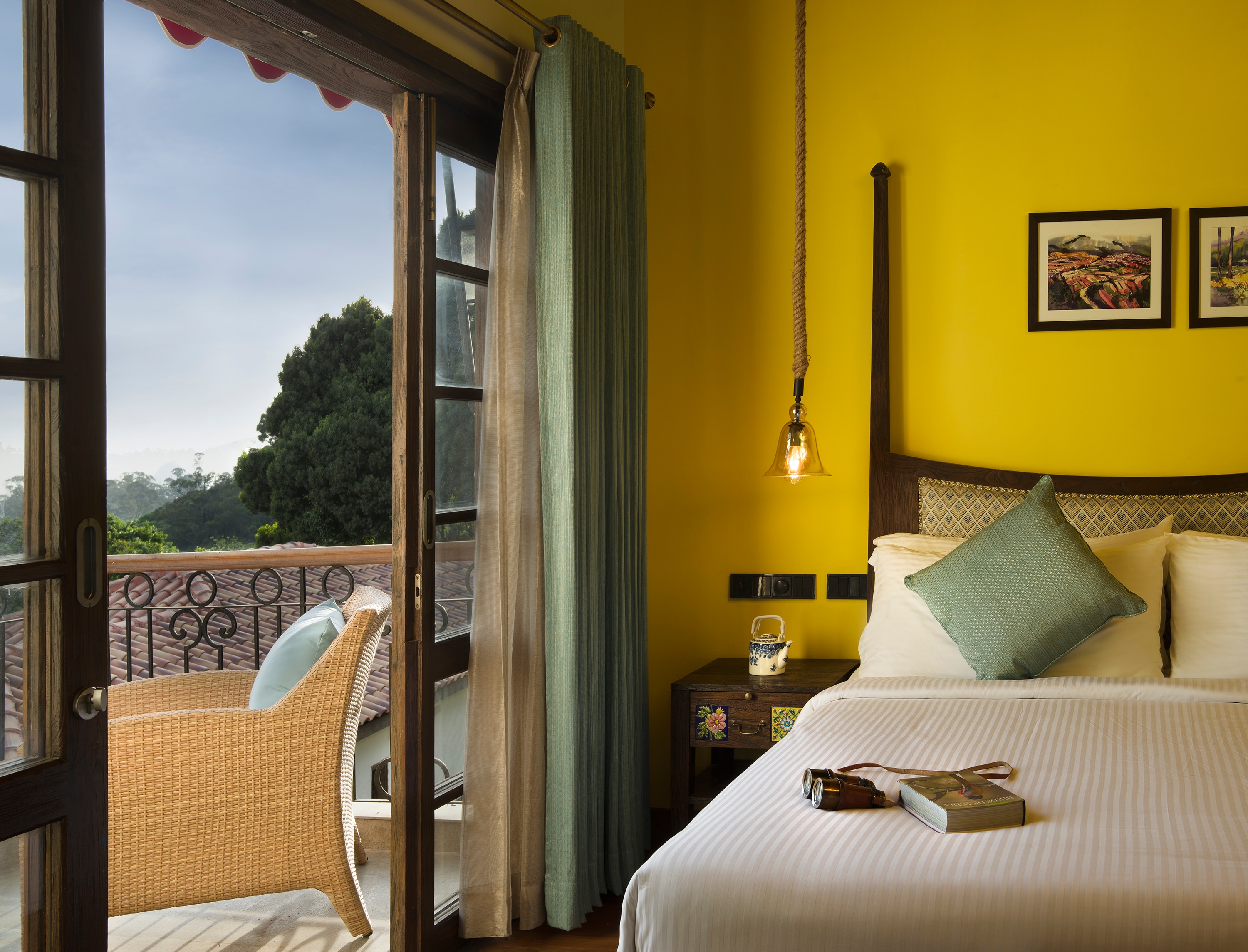 豪华特大床套房-无烟