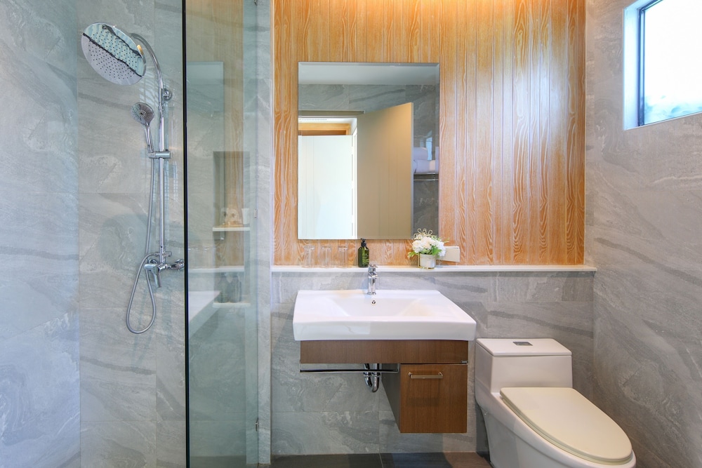 家庭房（直通泳池）