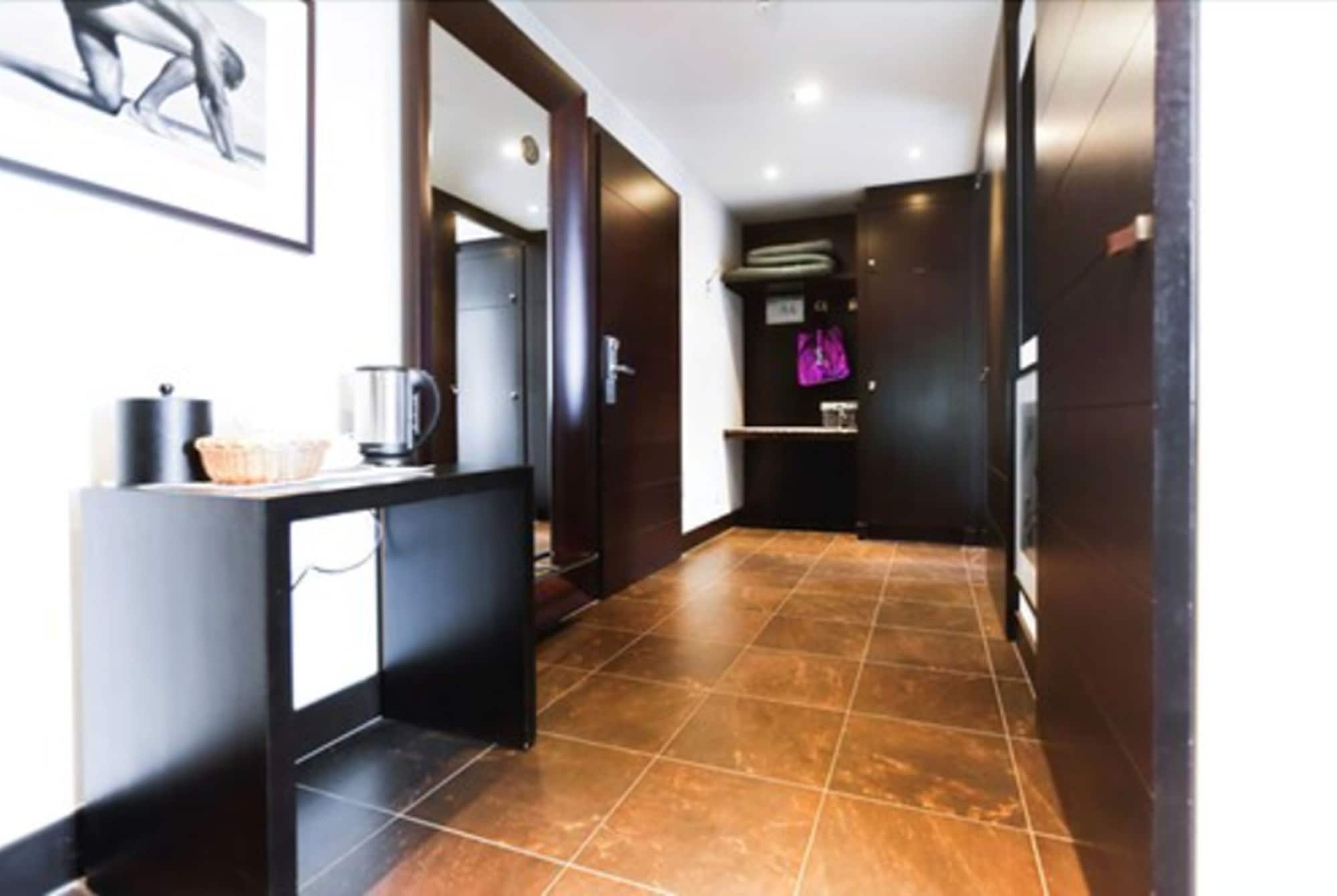 豪华套房， 阳台， 公园景观