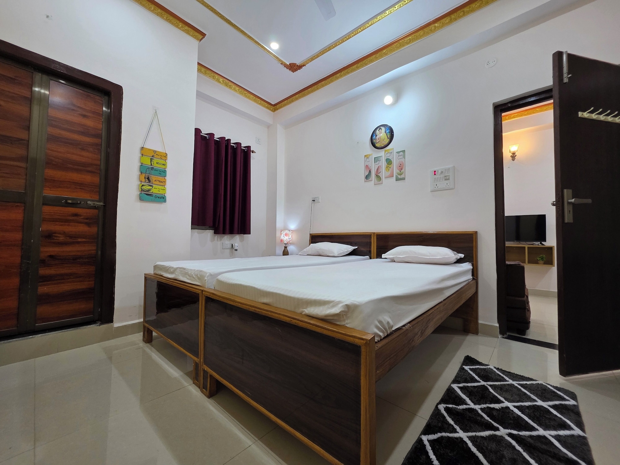 奢华公寓， 多张床， 阳台， 城市景观