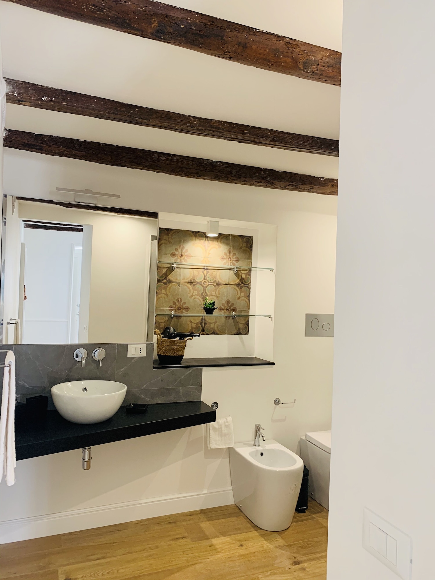 Exclusive Apartment, 1 Bedroom, Kitchen, Mezzanine