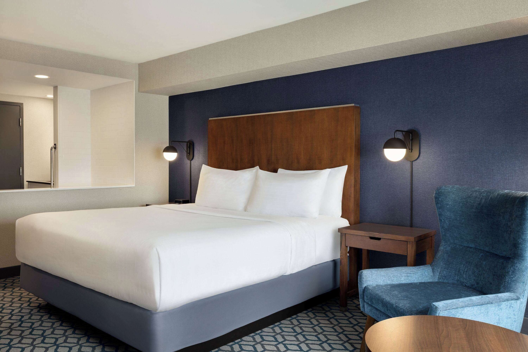 豪华特大床房（禁烟）