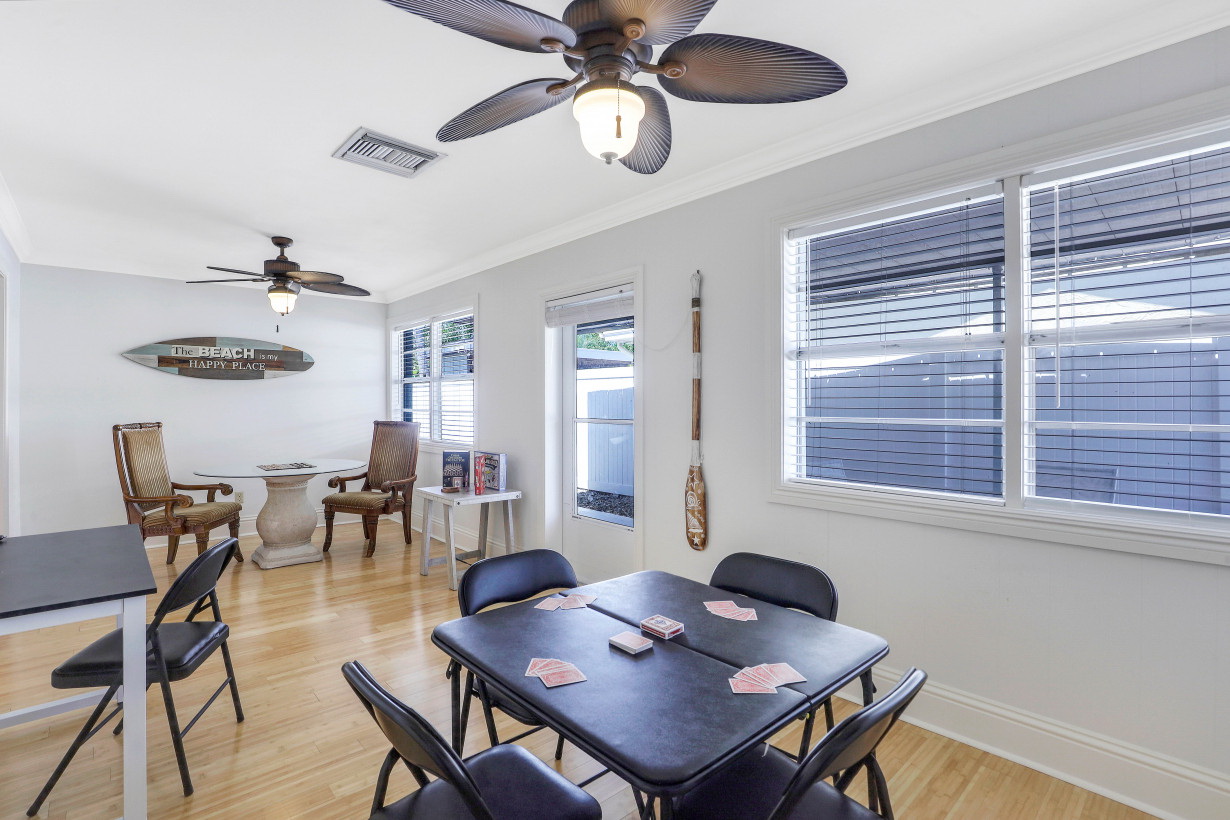 带户外厨房和游戏区的热带绿洲-舒适宜人