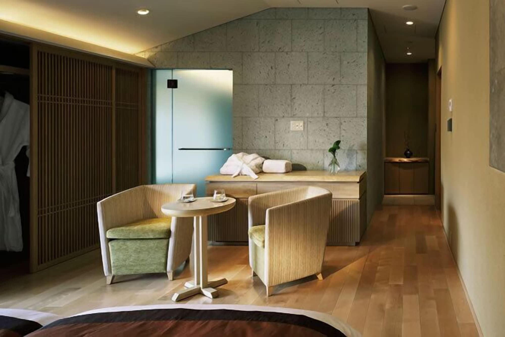 豪华尊贵特大床房