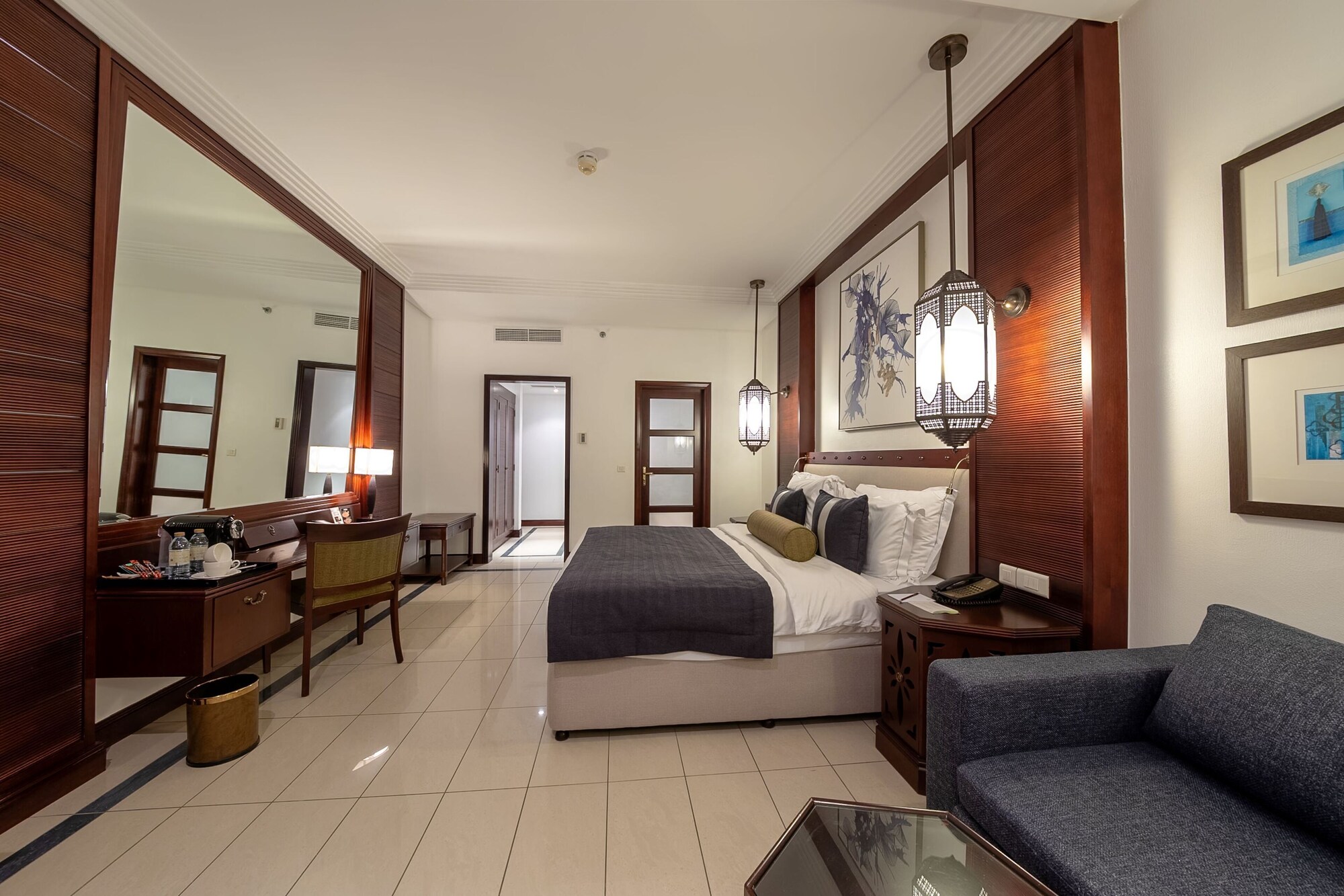 海景招牌豪华特大床房