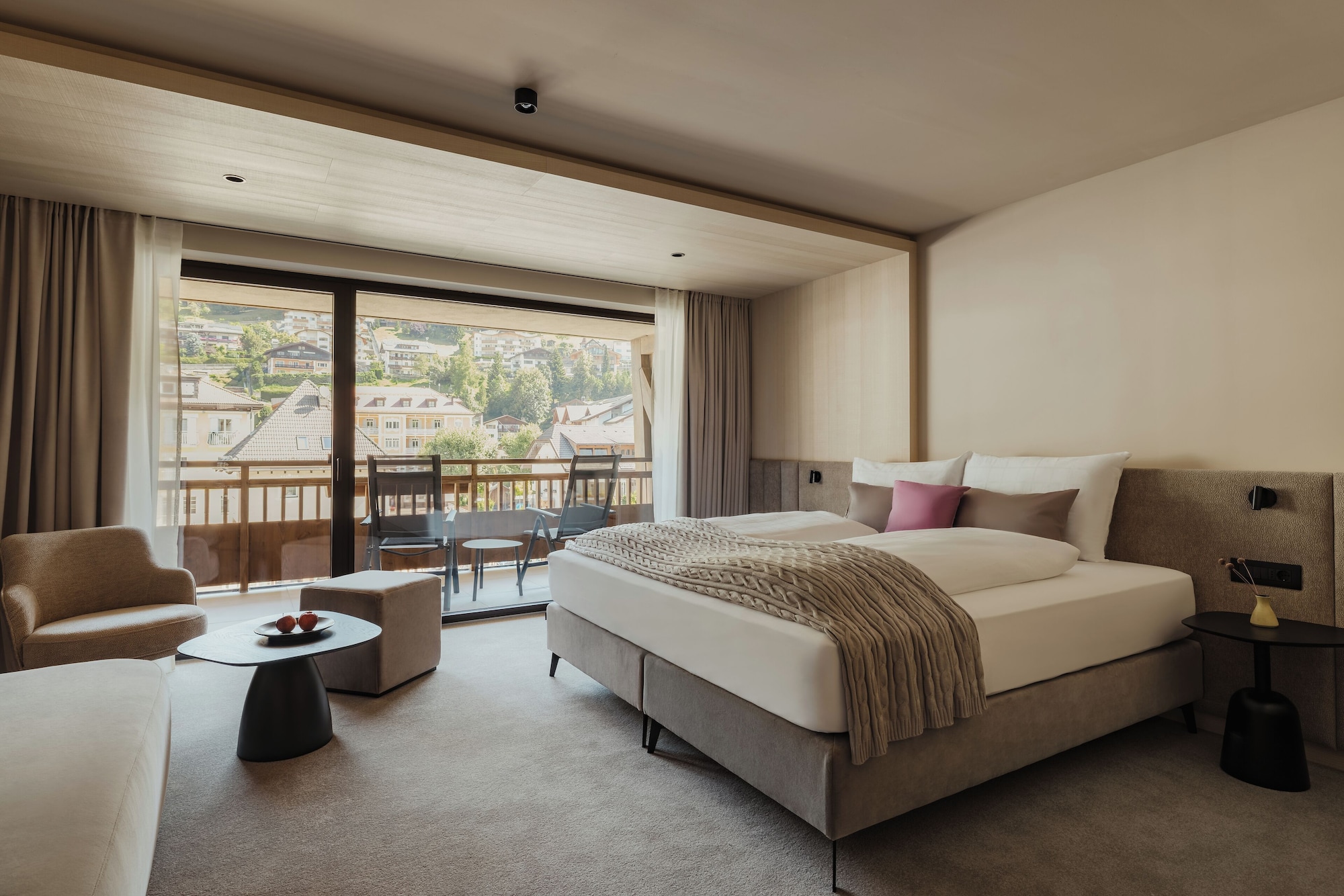 山景豪华双人床房