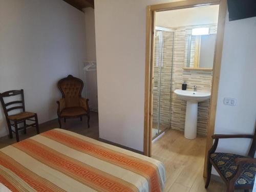 双人房（带独立浴室）