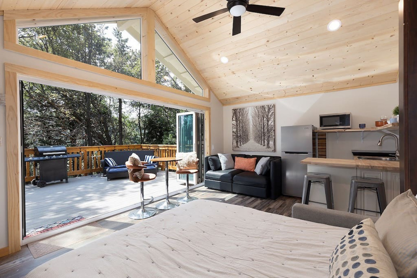 沉浸式自然体验和宁静逃逸-温馨圣地