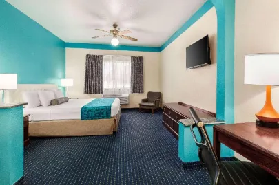 Howard Johnson Hotel & Suites by Wyndham San Antonio, San Antonio (TX)