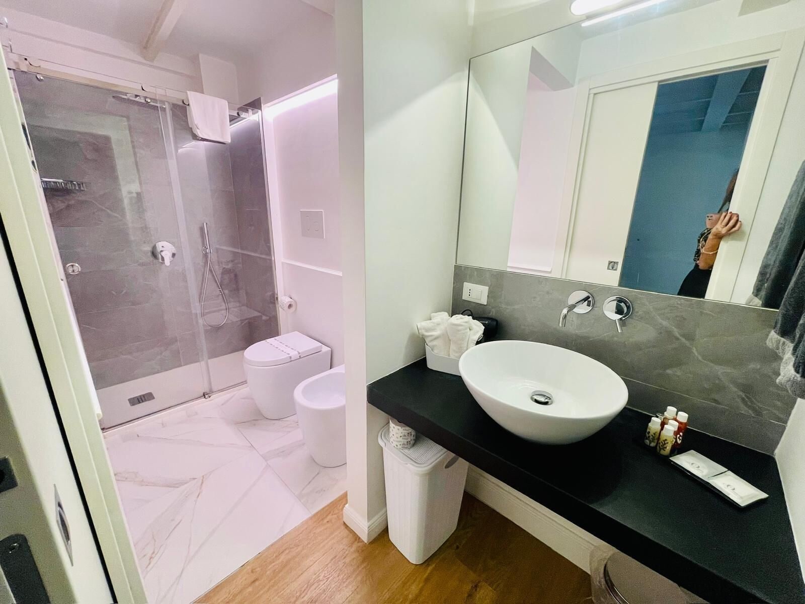 Exclusive Apartment, 1 Bedroom, Kitchen, Mezzanine