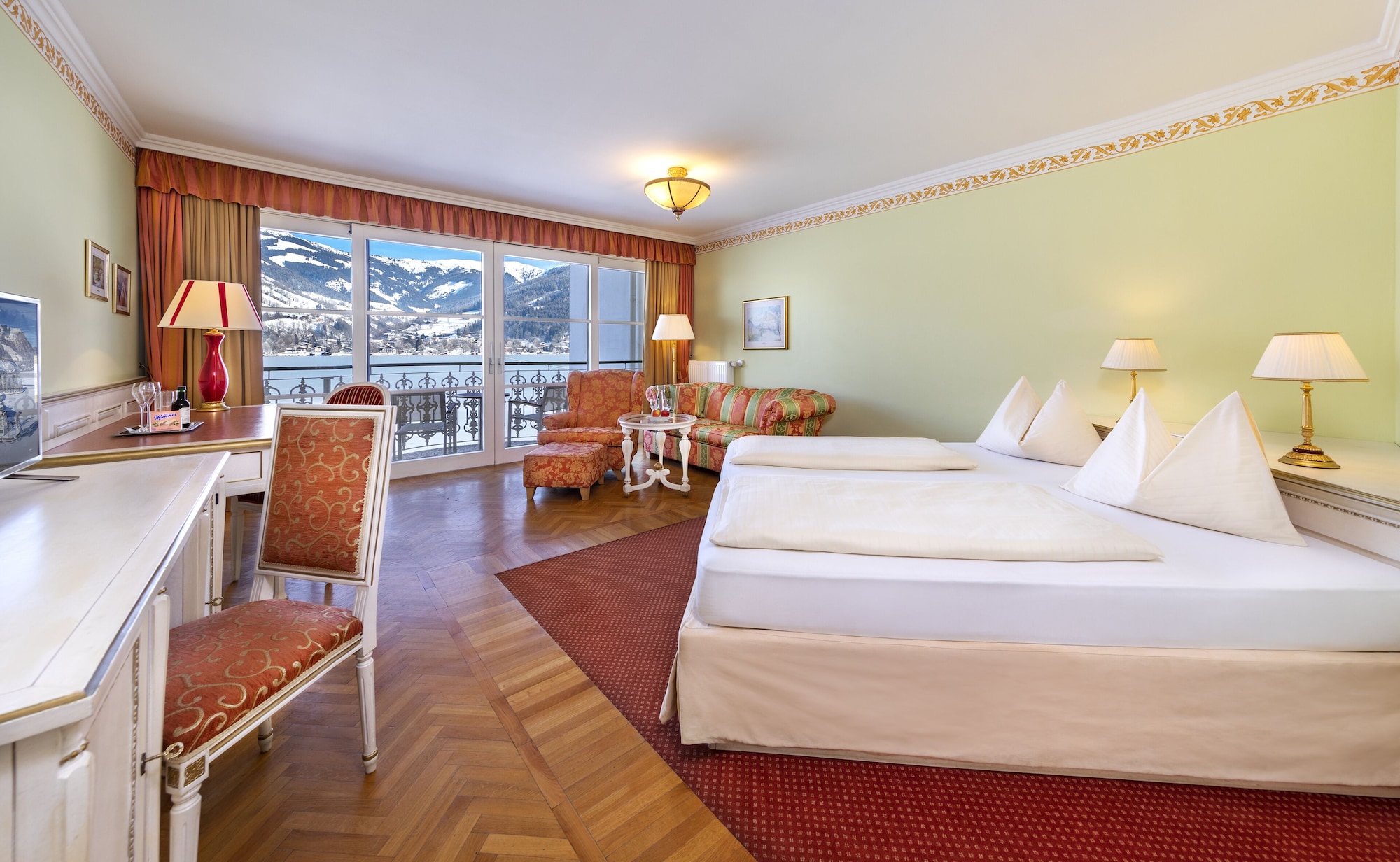 豪华双人房，带桑拿，湖景