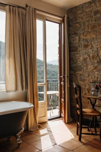 特大床套房带阳台