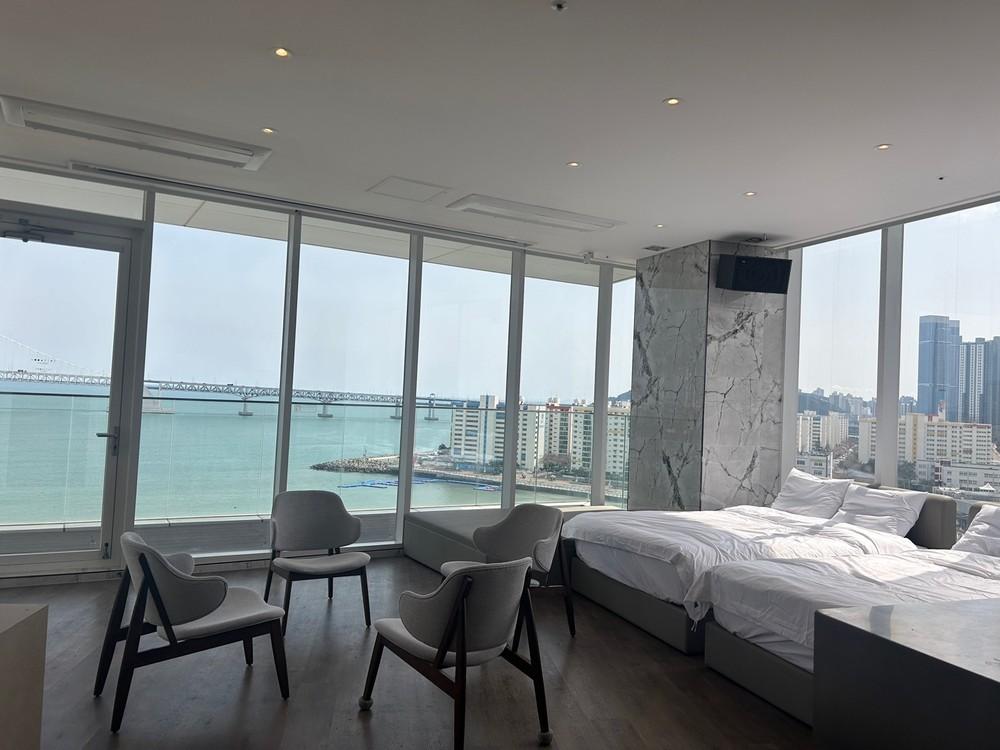 1101（寵物友好按摩浴缸）