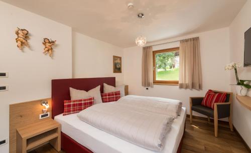 带阳台的两卧室公寓