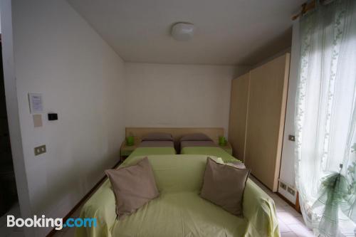 标准三人一室公寓