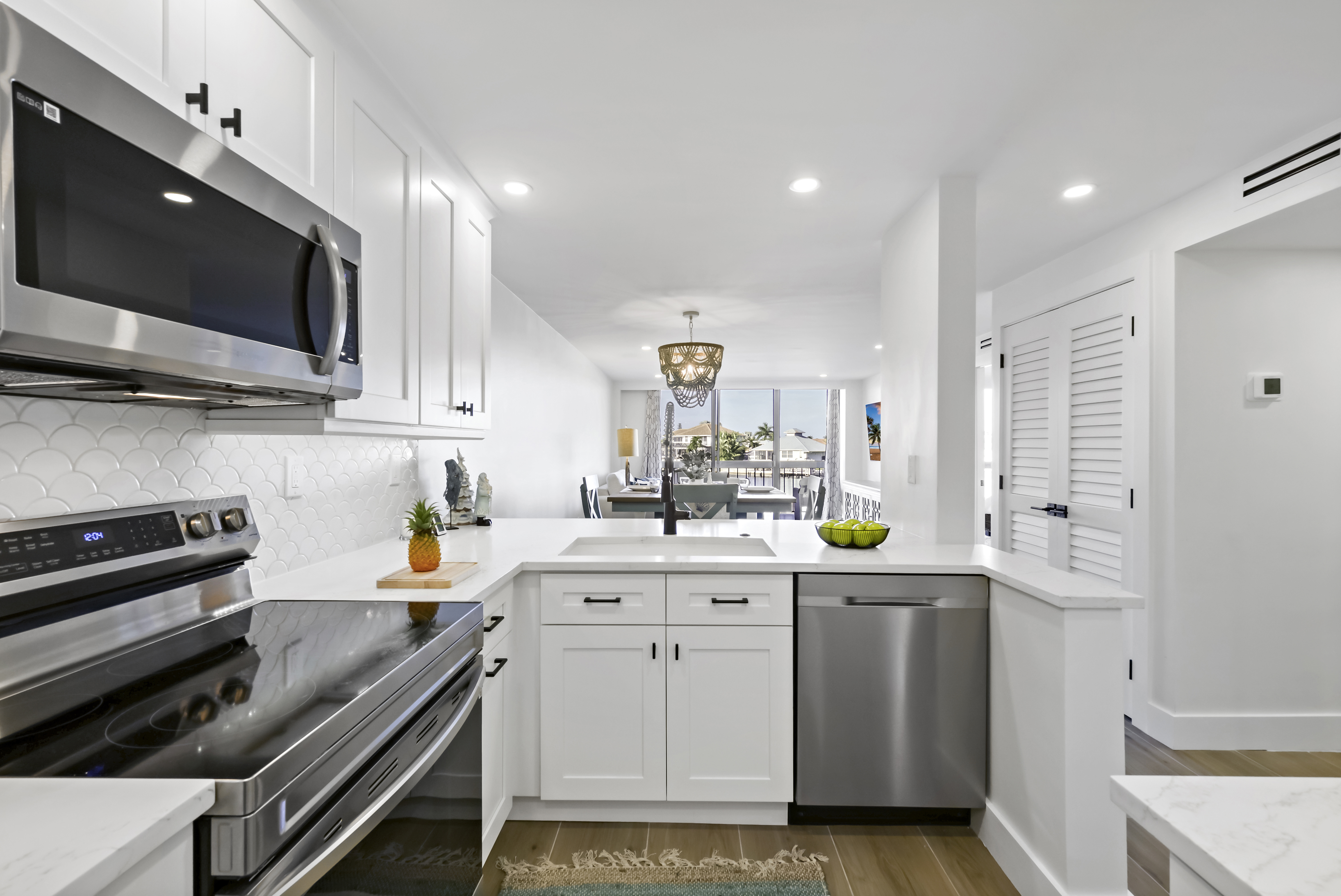 湾景，加热泳池和燃气烤架–辉煌海岸休闲