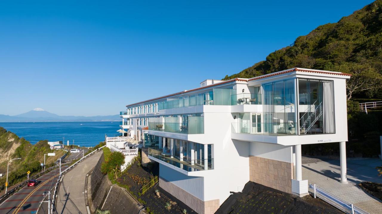 豪华套房，禁烟（含早餐+法式晚餐【晚餐时间：下午5:00~5:30】）