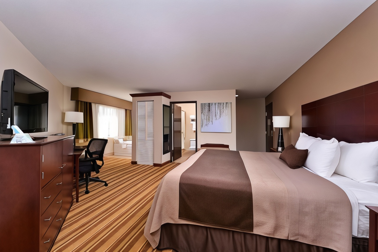 標準房, 1 張特大床熱水浴缸