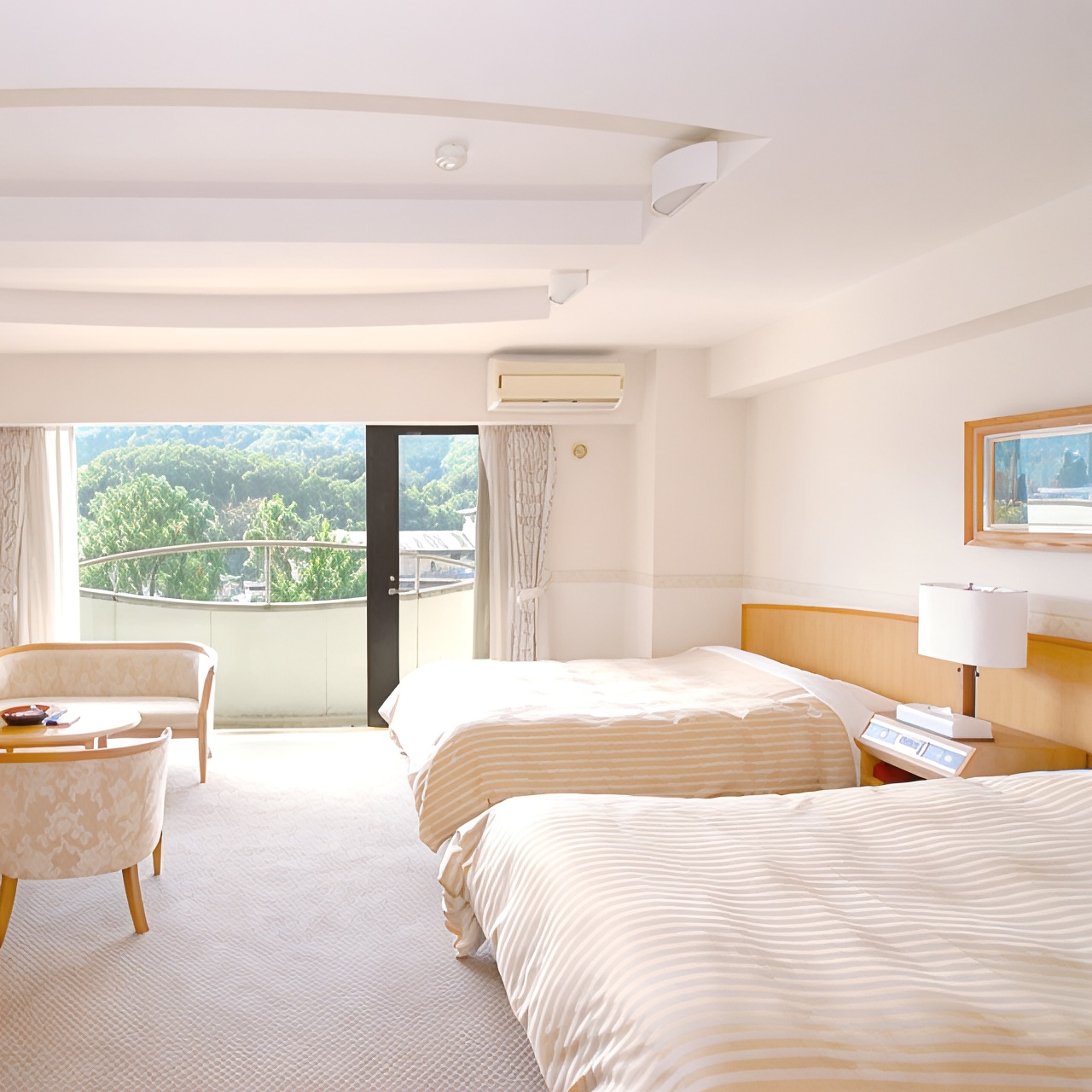 无烟标准四人房，富士山景（洋式房，4床（3张双人床×1张单人床））