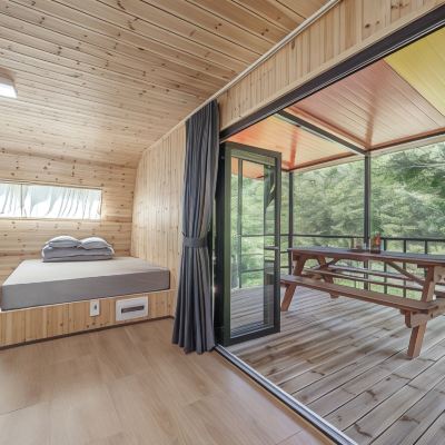 신축-계곡 시네마 캐러밴 (랜덤 배정) Gapyeong Chaeum Karavan Glamping Campground 쿠폰