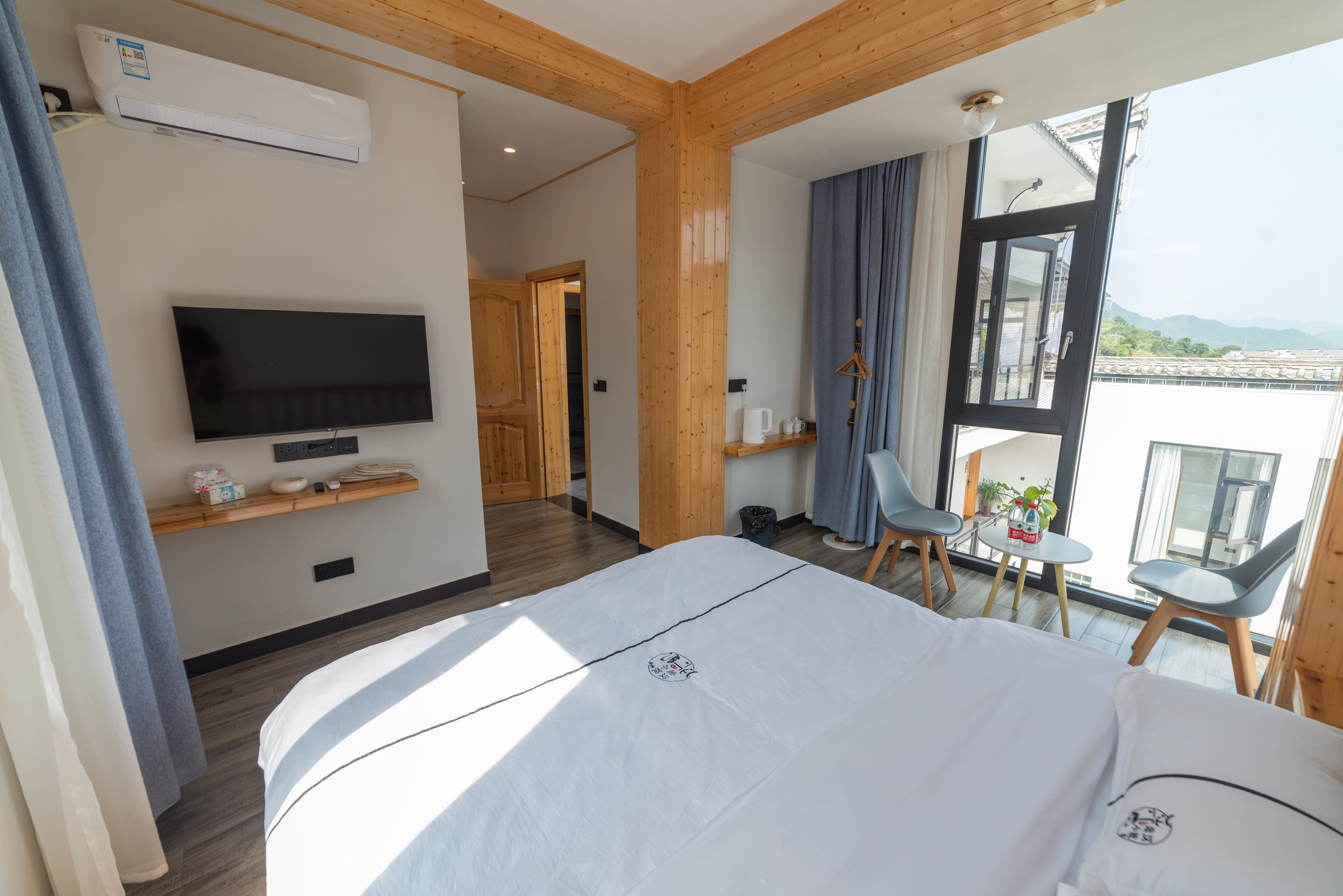 Peilan Cozy Double Bed Room