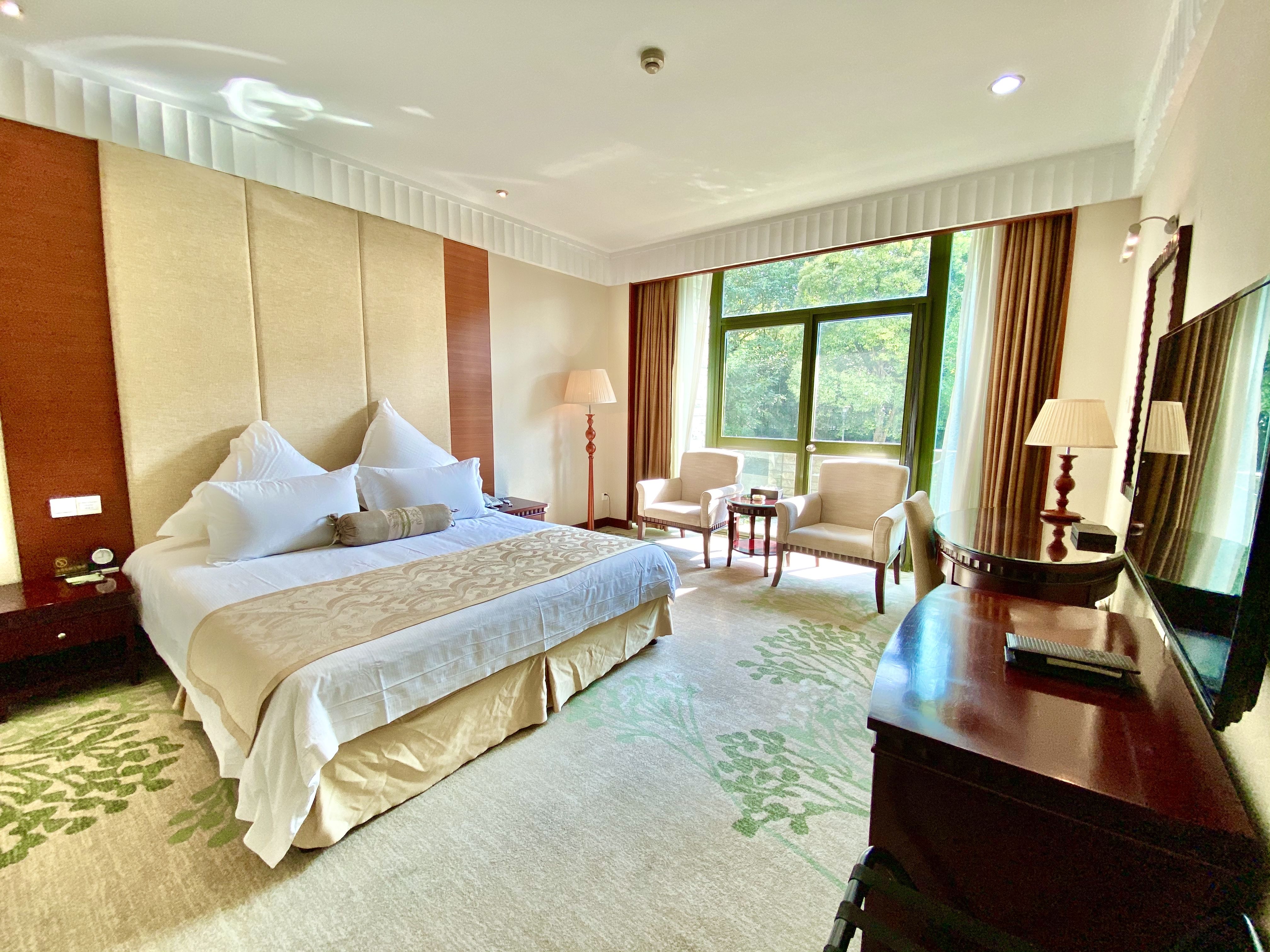 北园豪华大床房