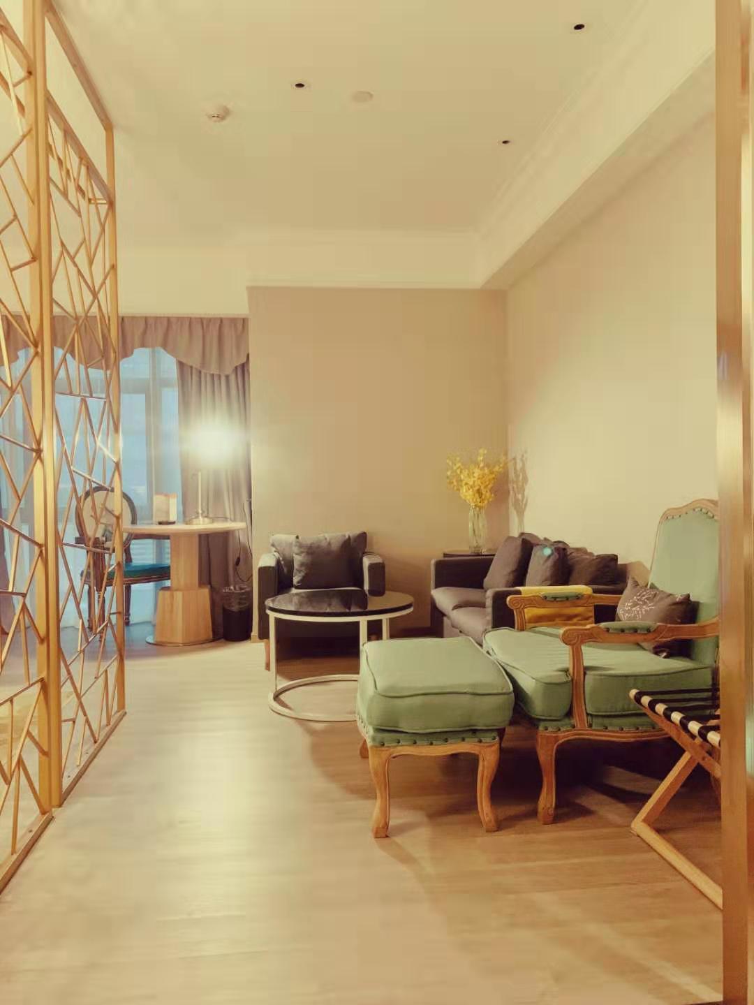 行政大床房【舒适浴袍+落地窗+安睡床品】