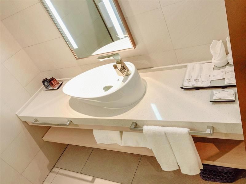 家庭房（慕思床垫+电视投屏+智能客控+小冰箱）