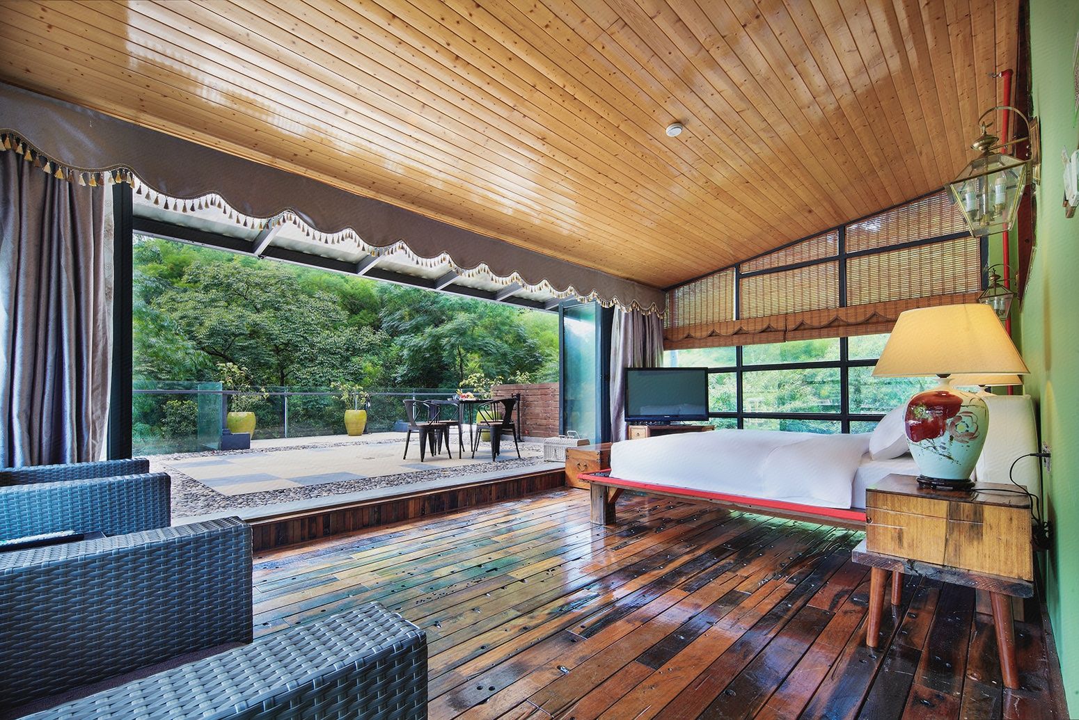 露台山景大床房（超大观景露台+观景品茶）