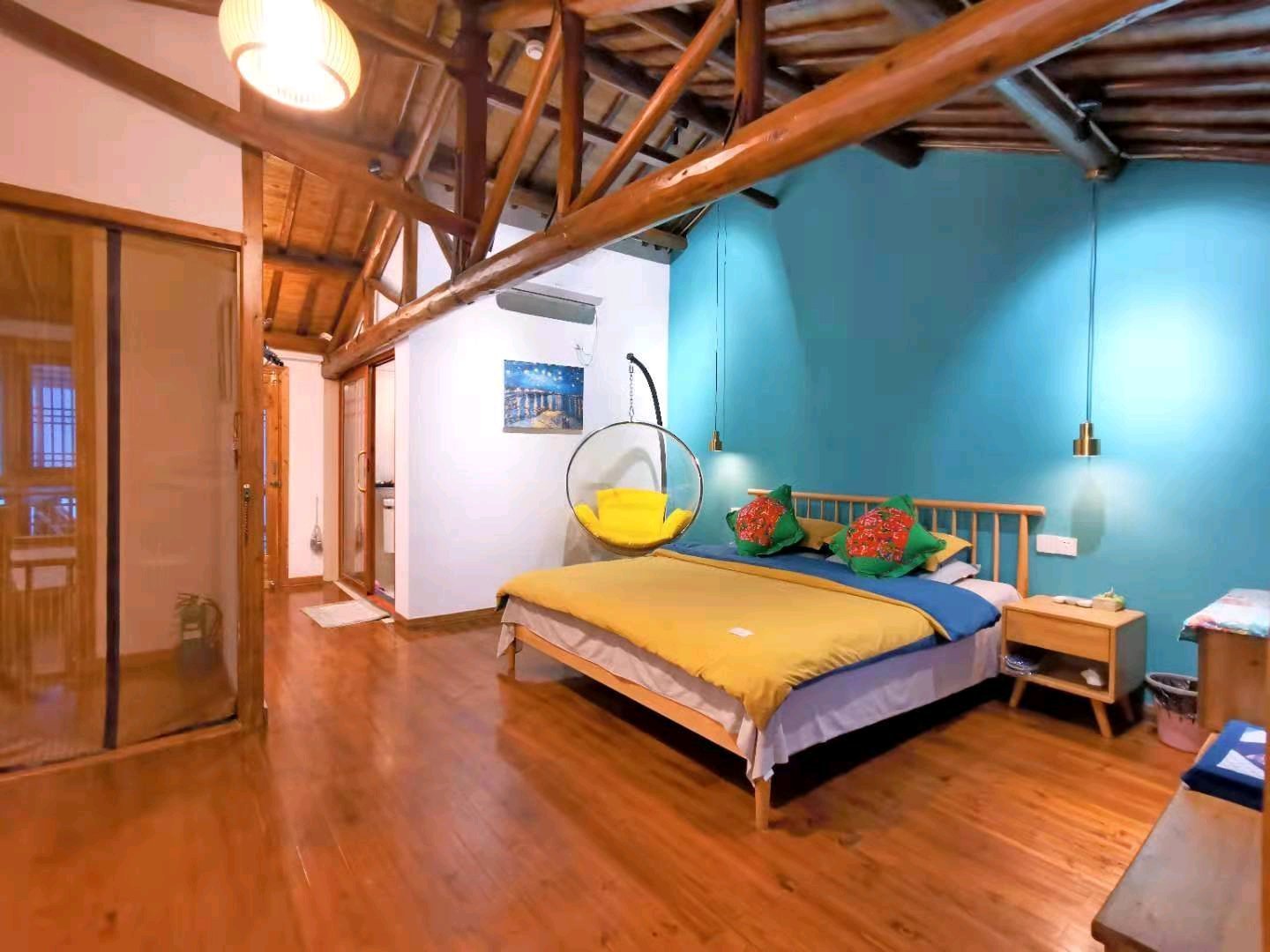 Zhilan Scenic Balcony Double Bed Room