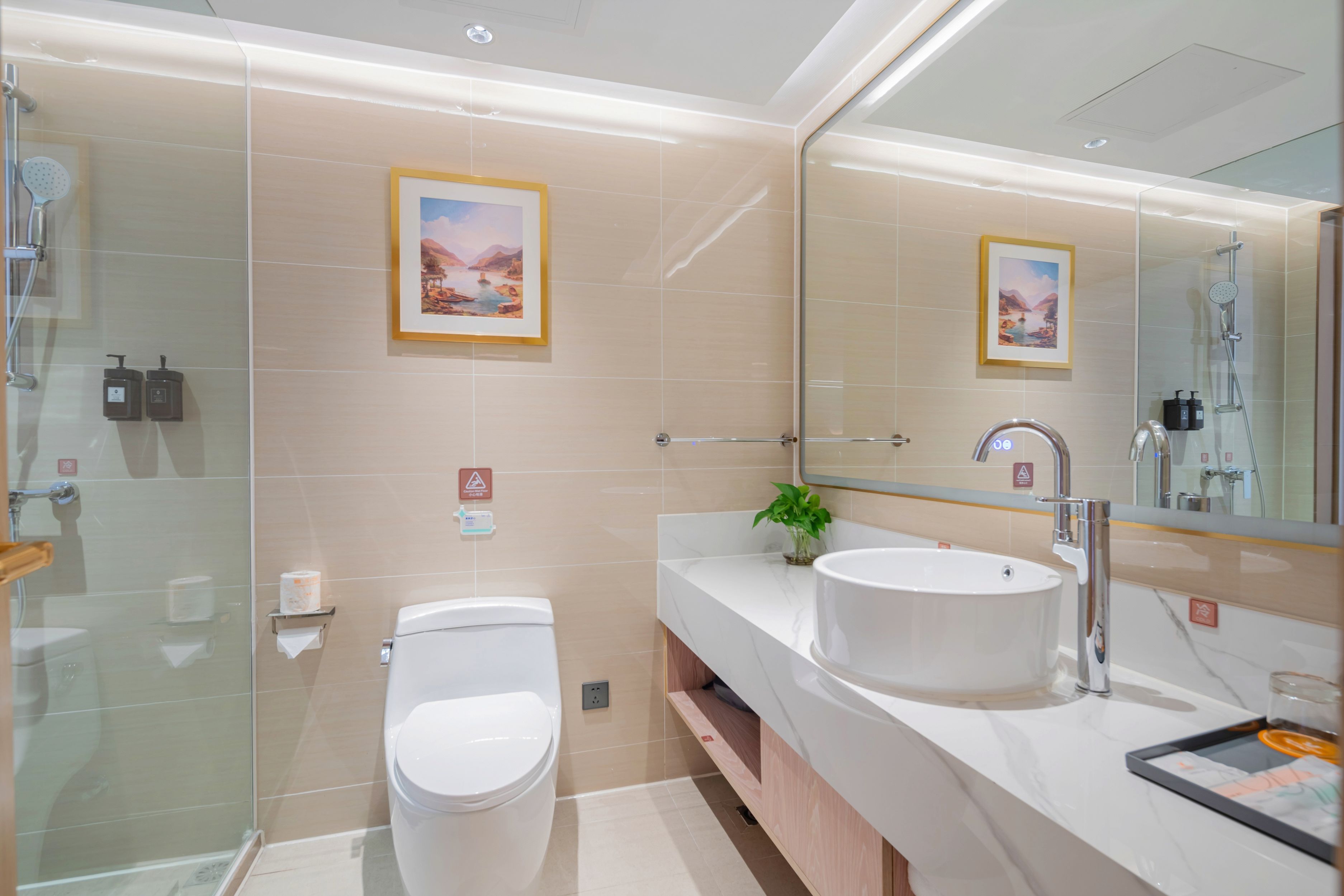 纯净双床房（语音客控+空气净化器+雾化玻璃）