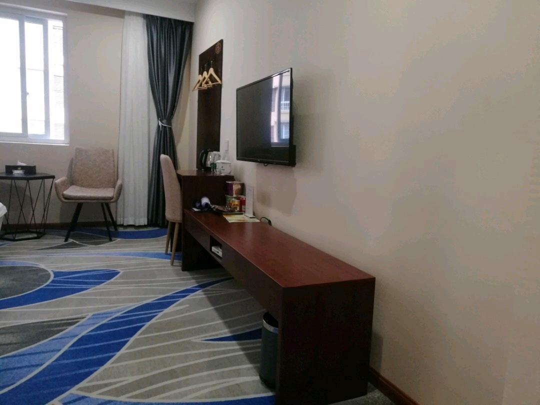 Zigong Hengrui Express Hotel (Zigong Vocational College Branch) Deluxe Room (2 beds)