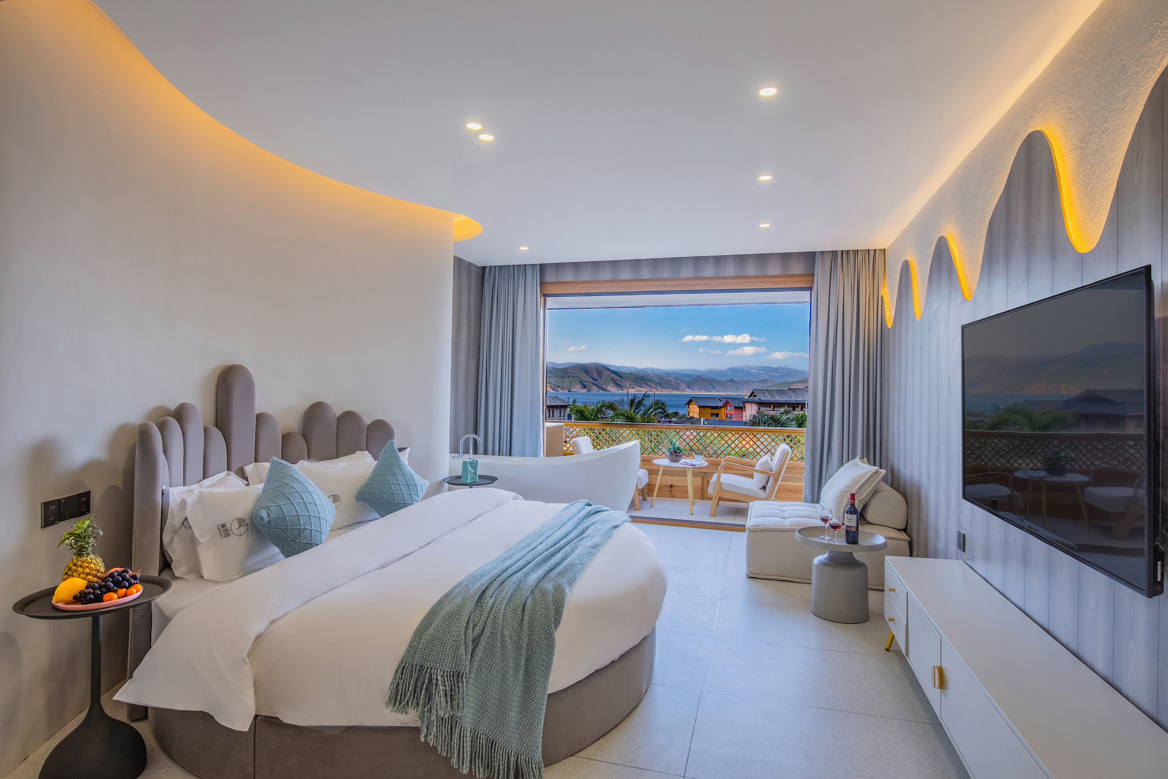 Santorini Lake View Round Bed Room(island Style Courtyard)