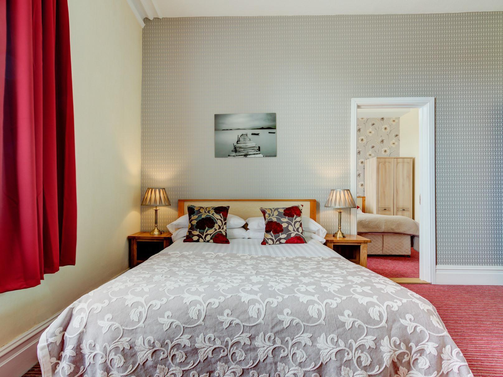 家庭豪华房-连通浴室，带淋浴-街景