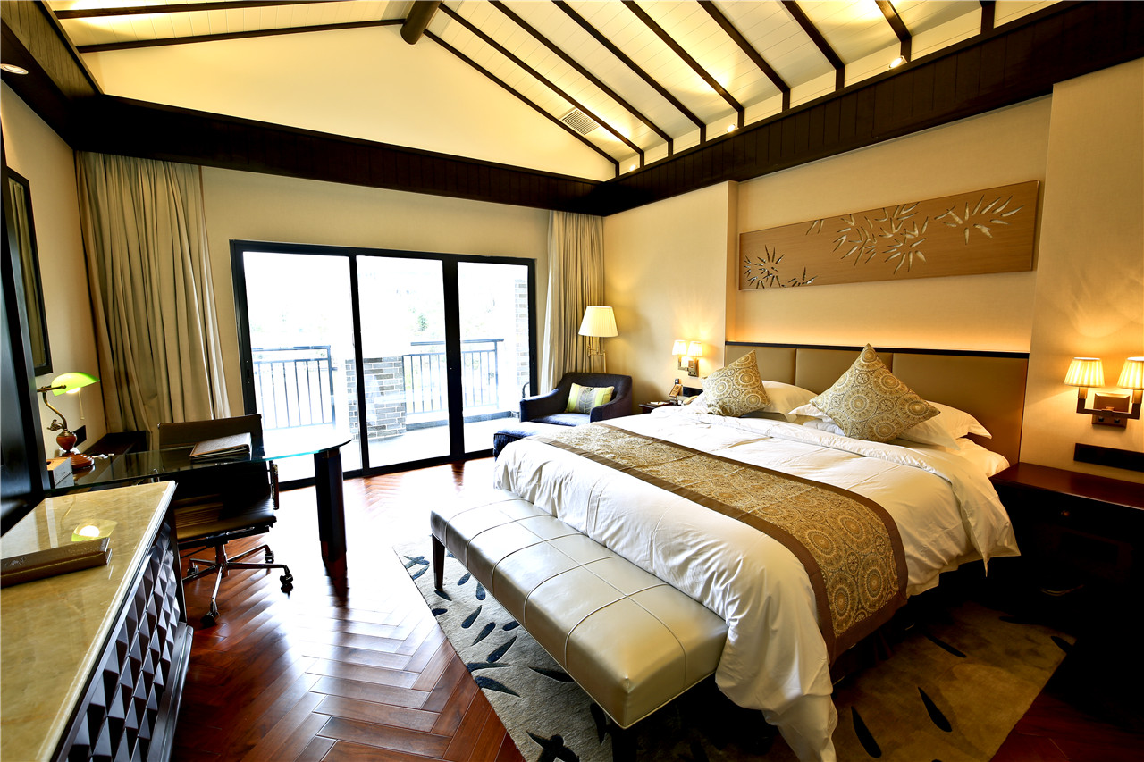 豪华标间（套房）