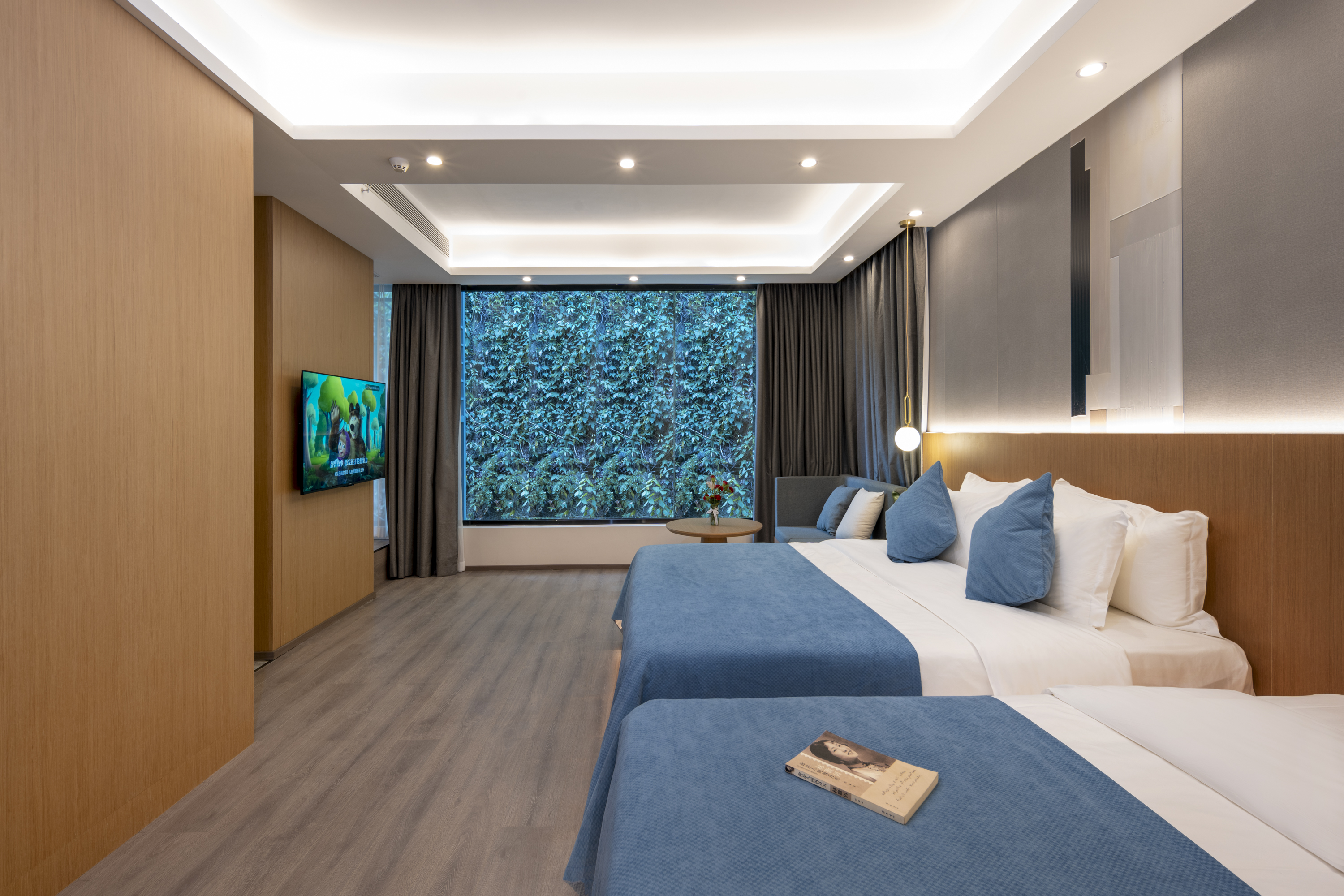 山景子母双床家庭房『山景落地窗+榻榻米茶区+小冰箱』