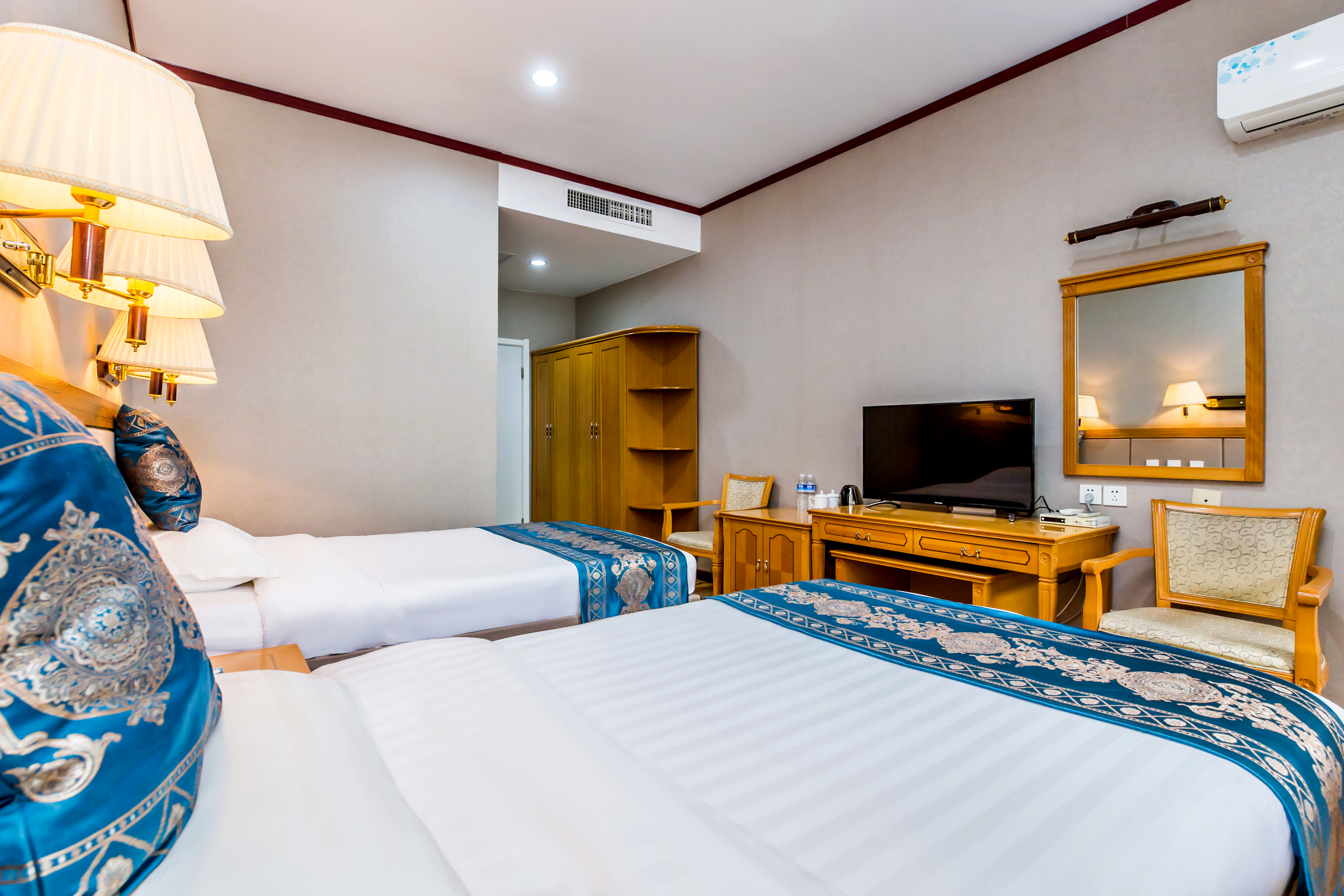 温泉泡池双人房