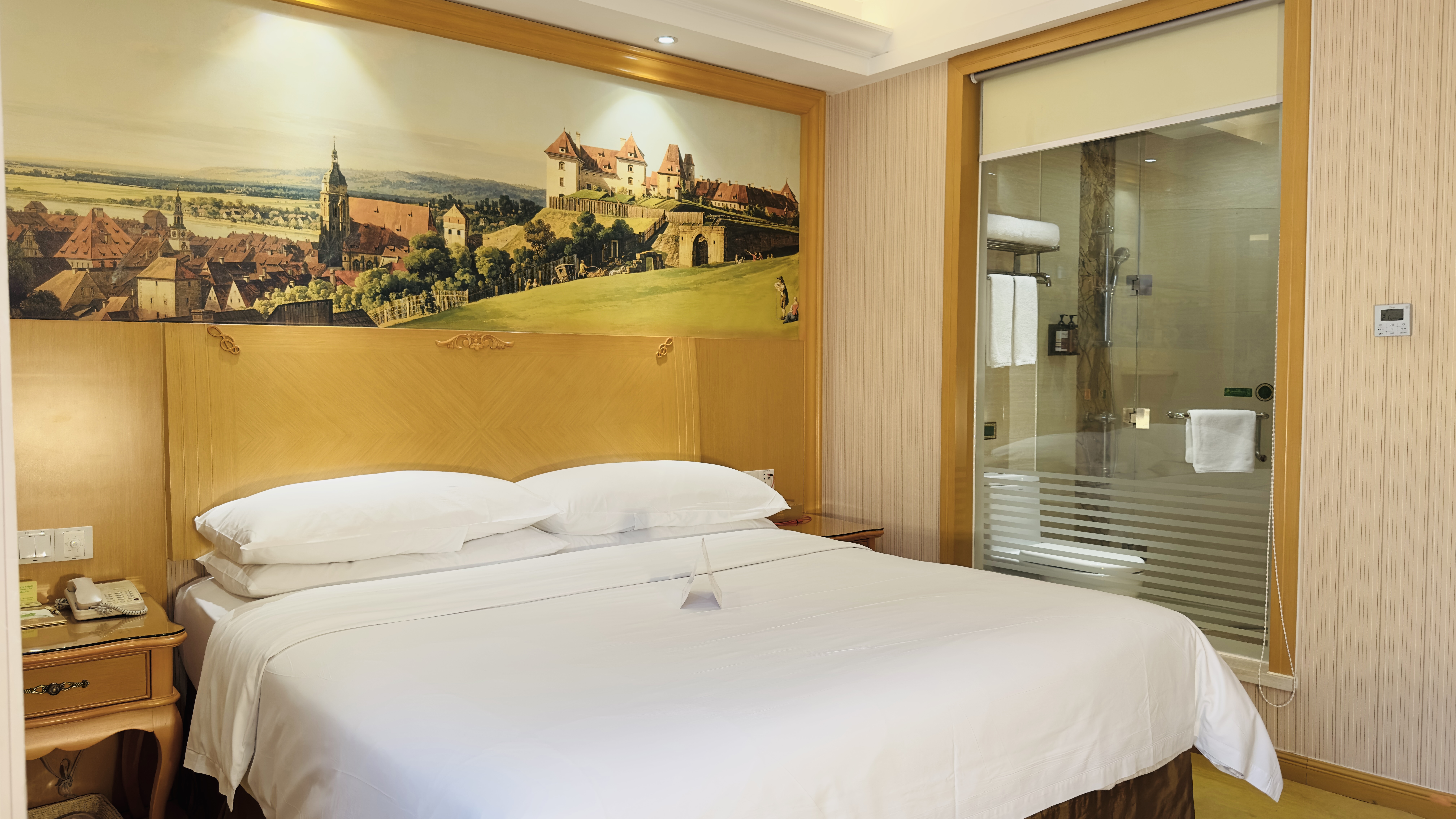 高级大床房 | 慕思床垫+静谧睡眠