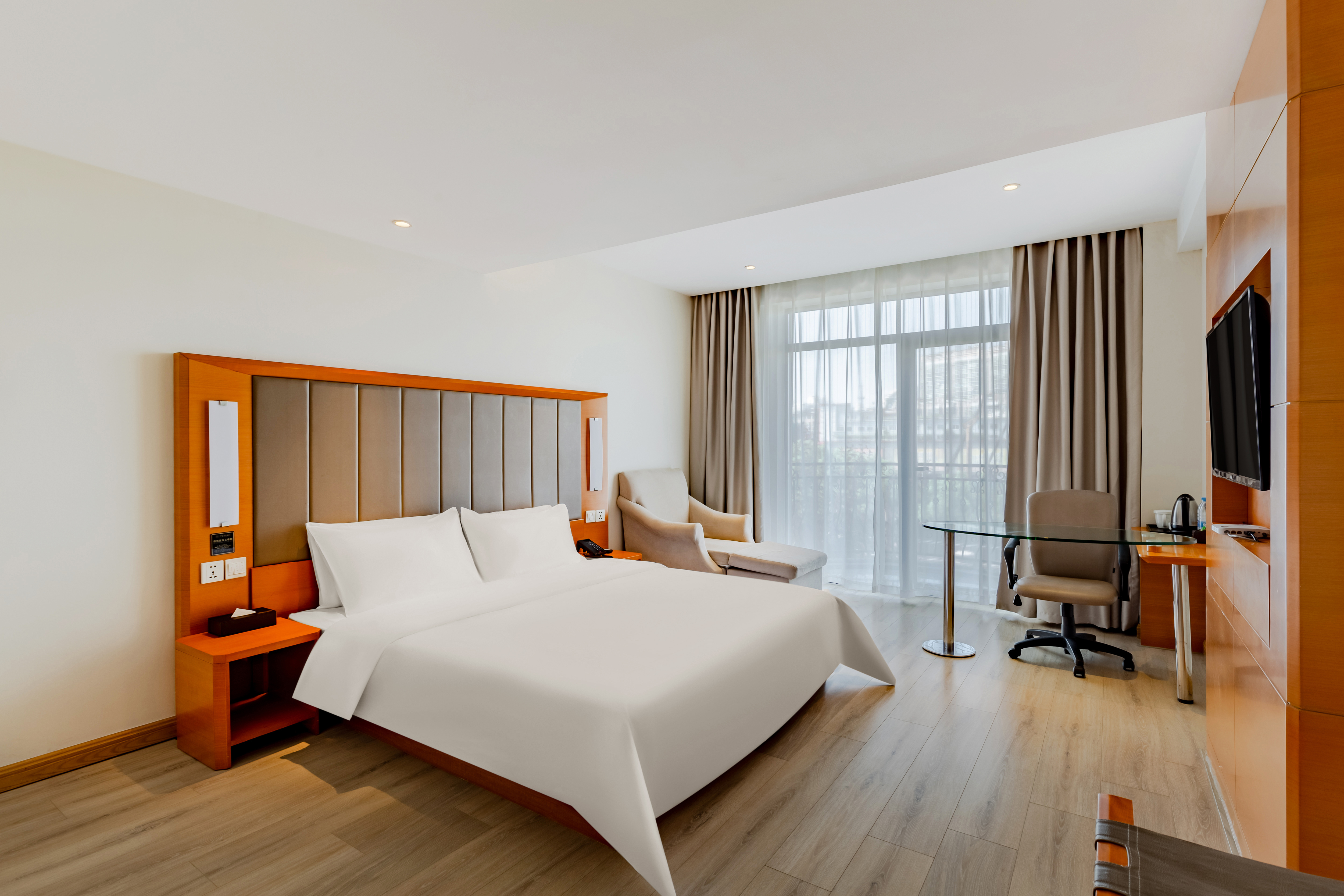 Lake-view Room (With terrace)