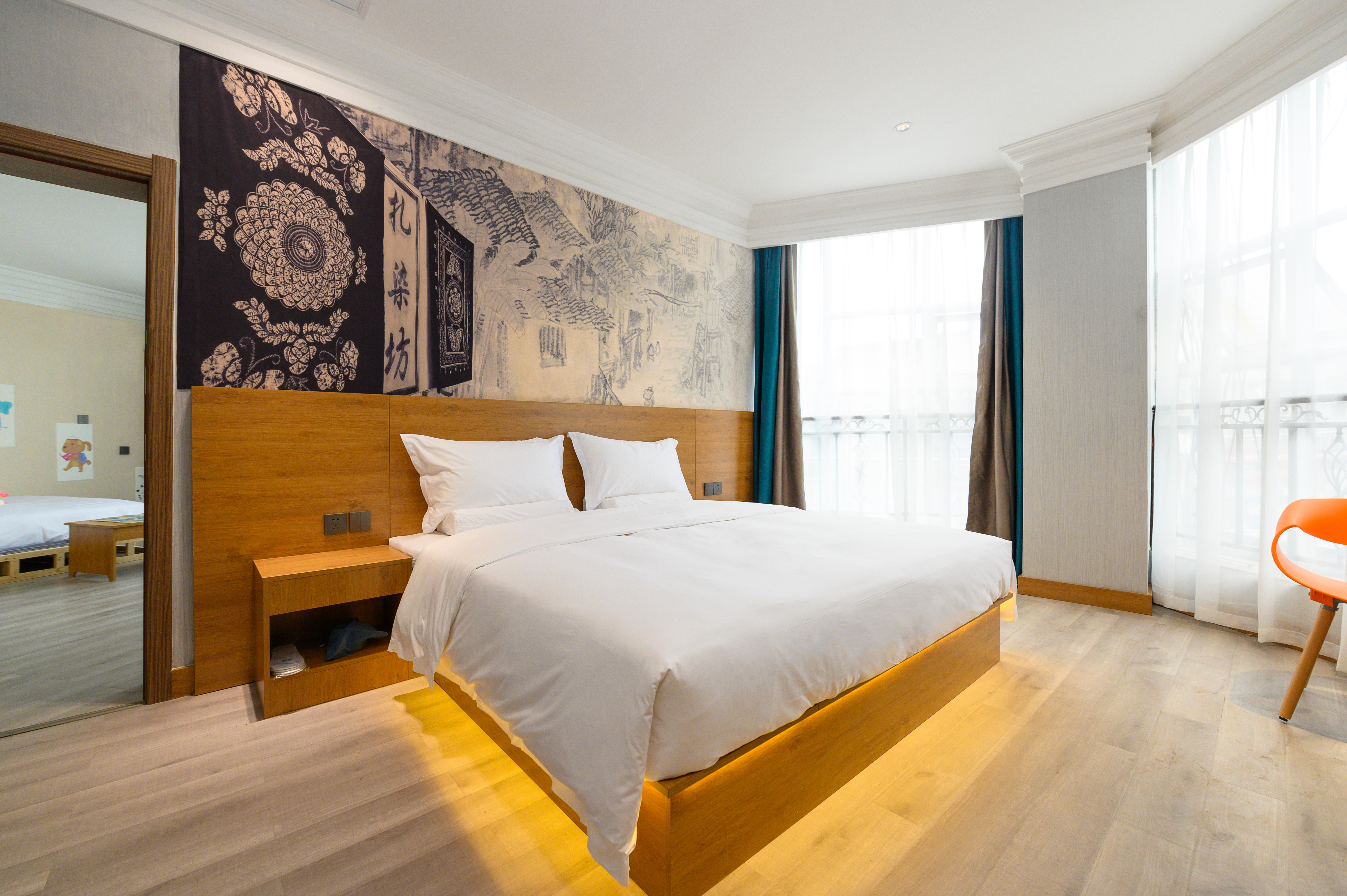 Deluxe Family Friendly Suite