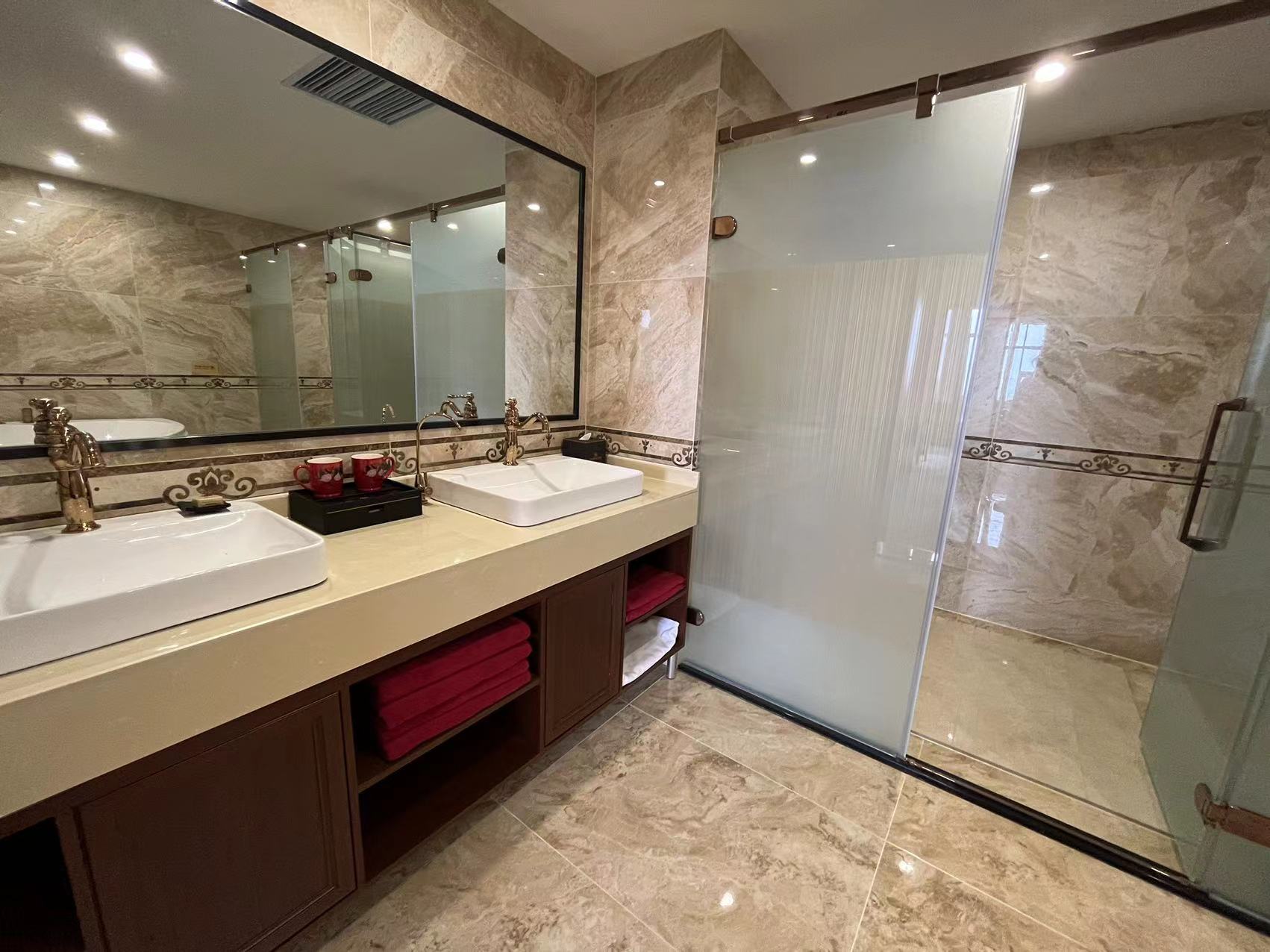 温馨浪漫蜜月房