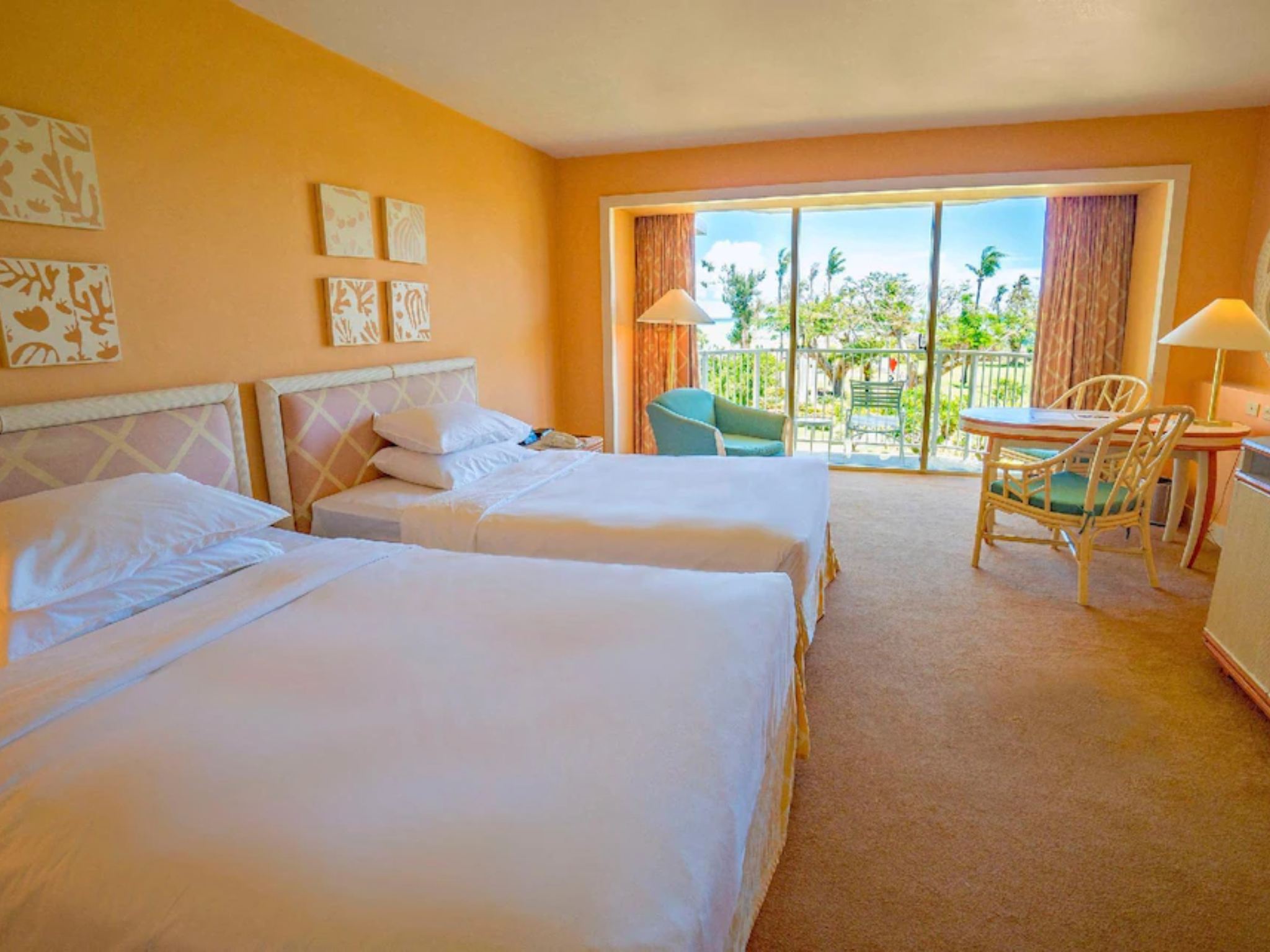 园景两张双人床房